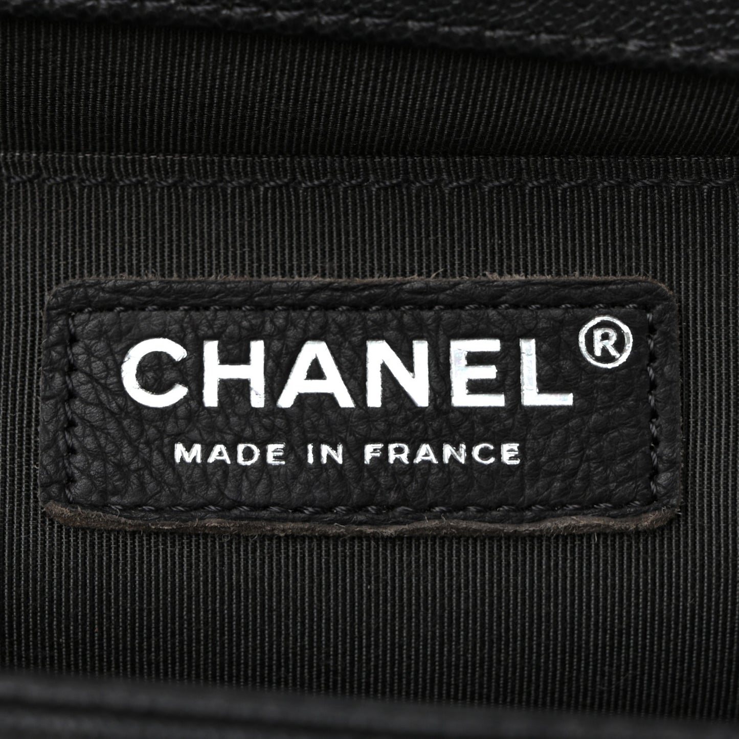 Caviar Quilted Medium Boy Flap Dark Grey