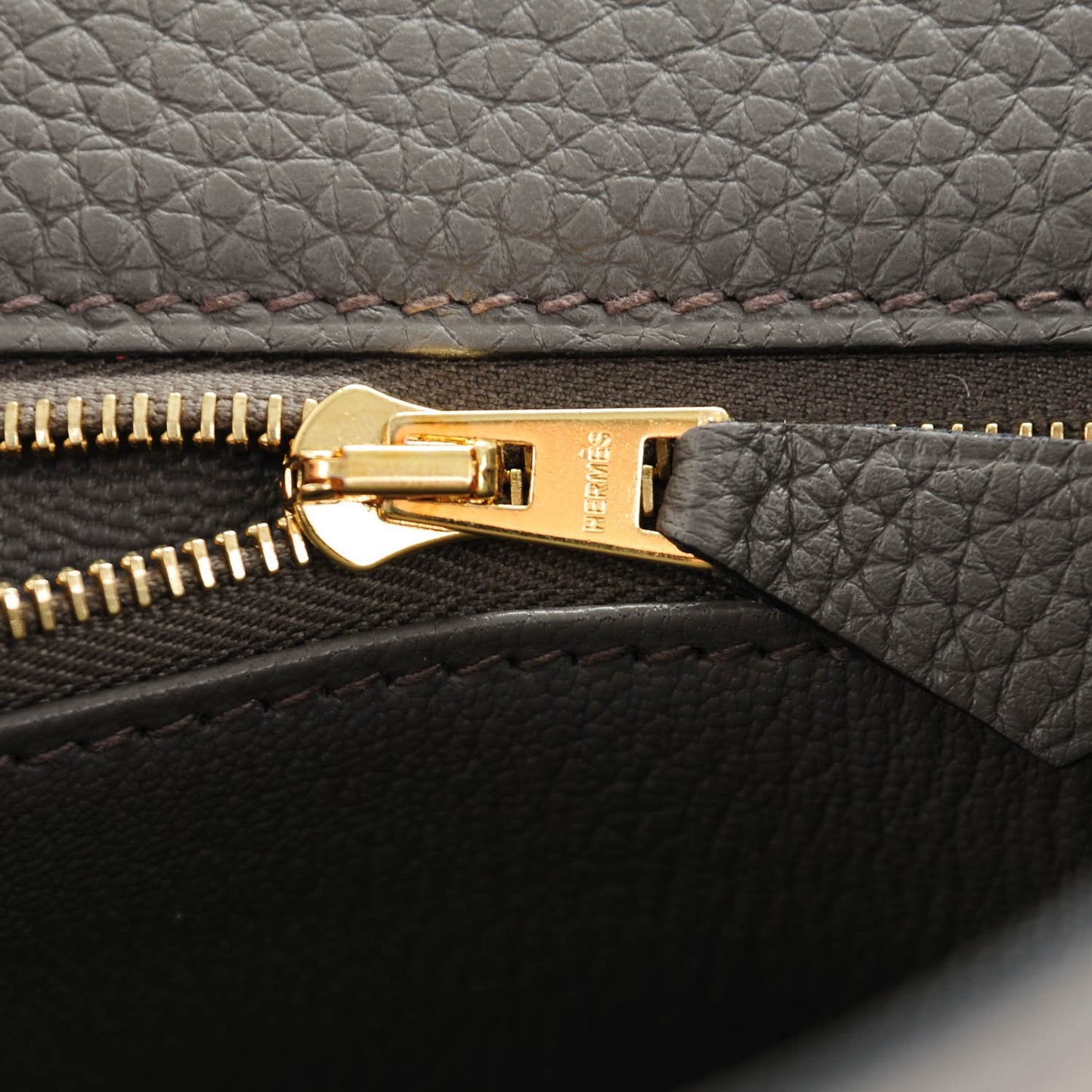 Taurillon Clemence Kelly Retourne 32 Etain