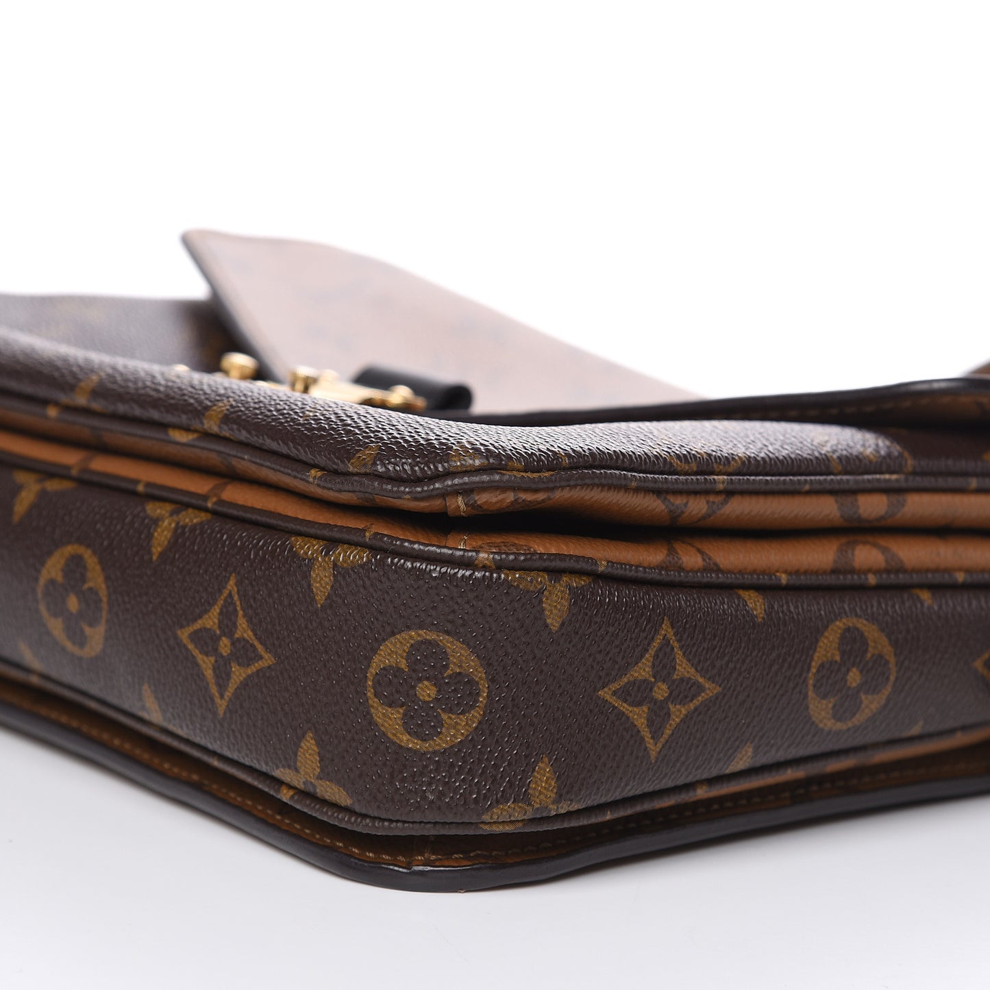 Reverse Monogram Pochette Metis