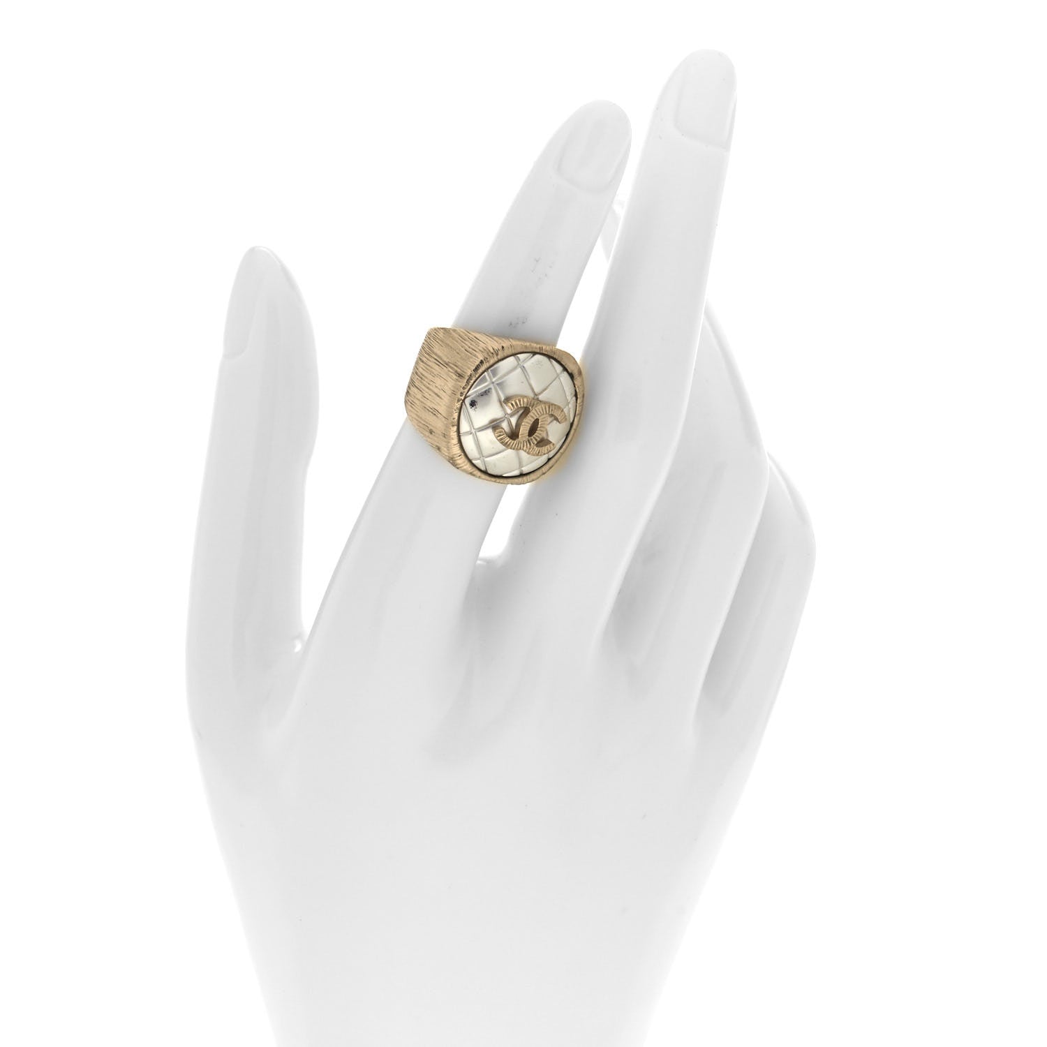 Chanel Metal Quilted CC Ring 6 Gold Pearly White 2 of 5