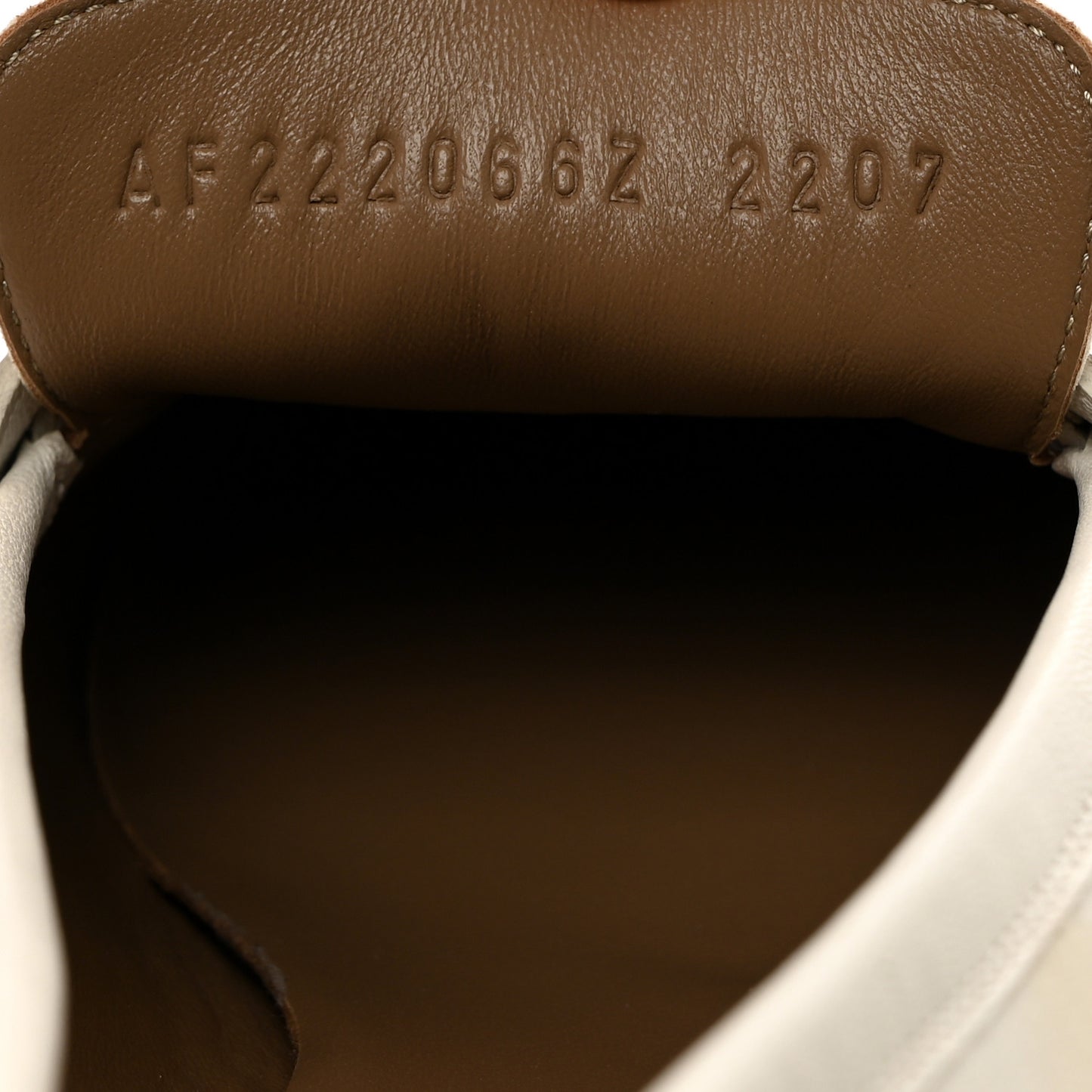 Calfskin Womens Paris Loafers 38.5 White