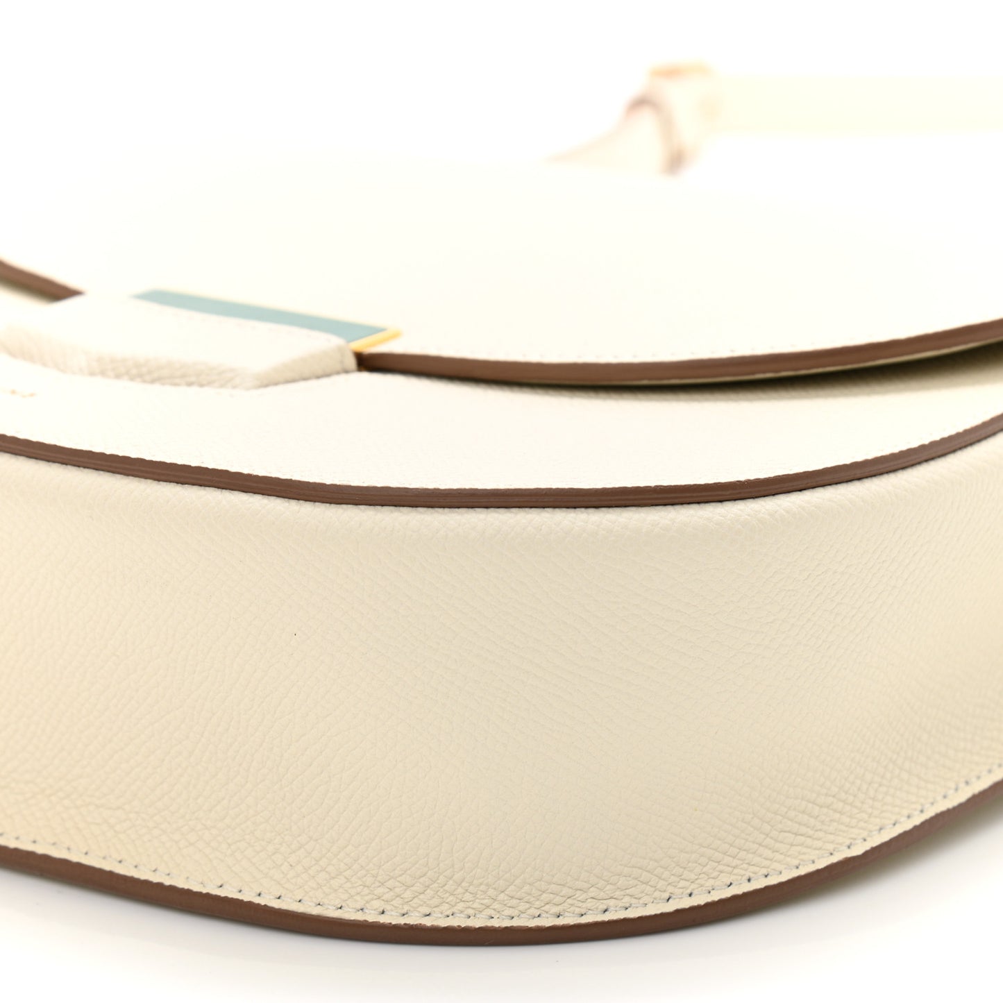 Grained Calfskin Medium Trotteur White