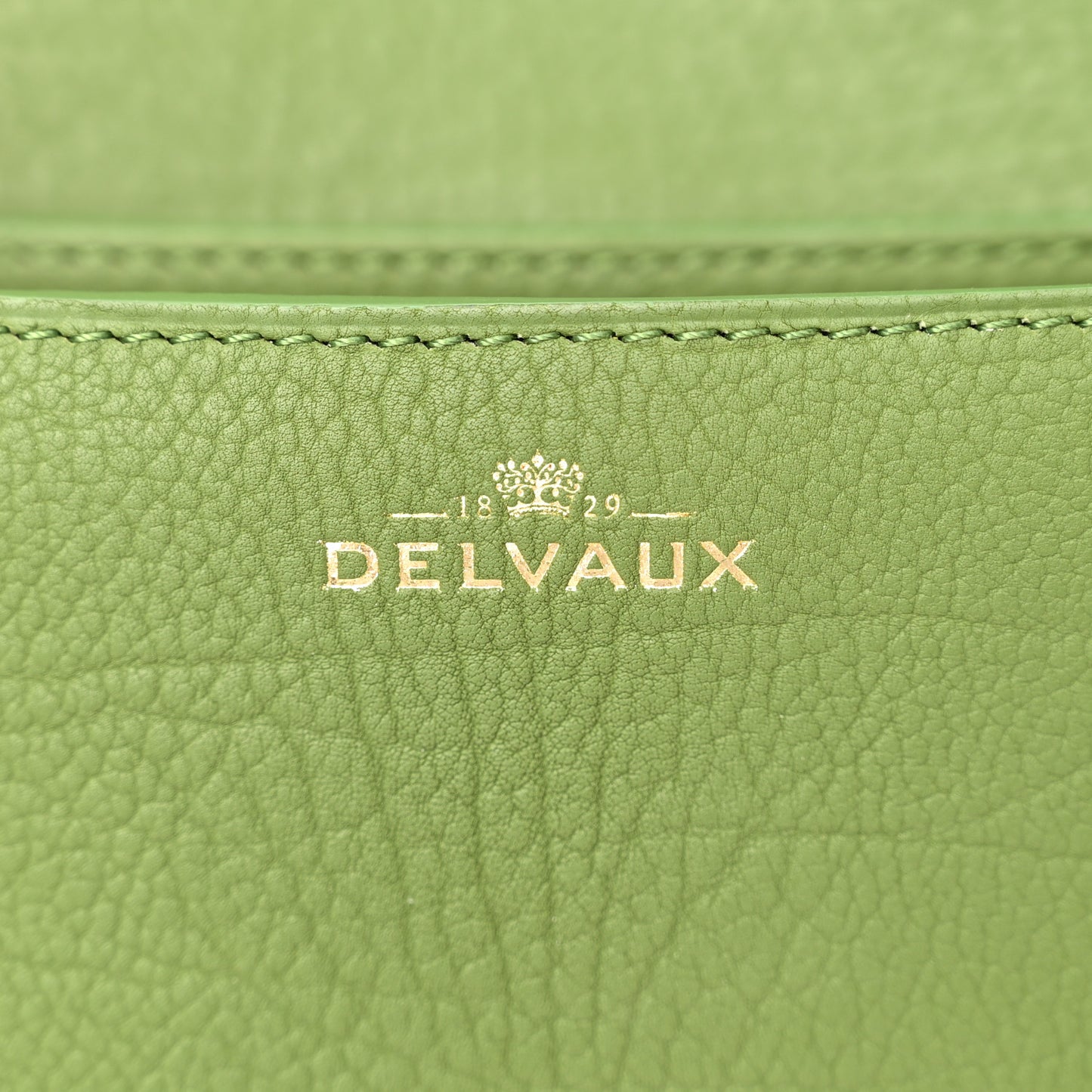 Crispy Calfskin Mini Le Mutin Saddle Bag Green