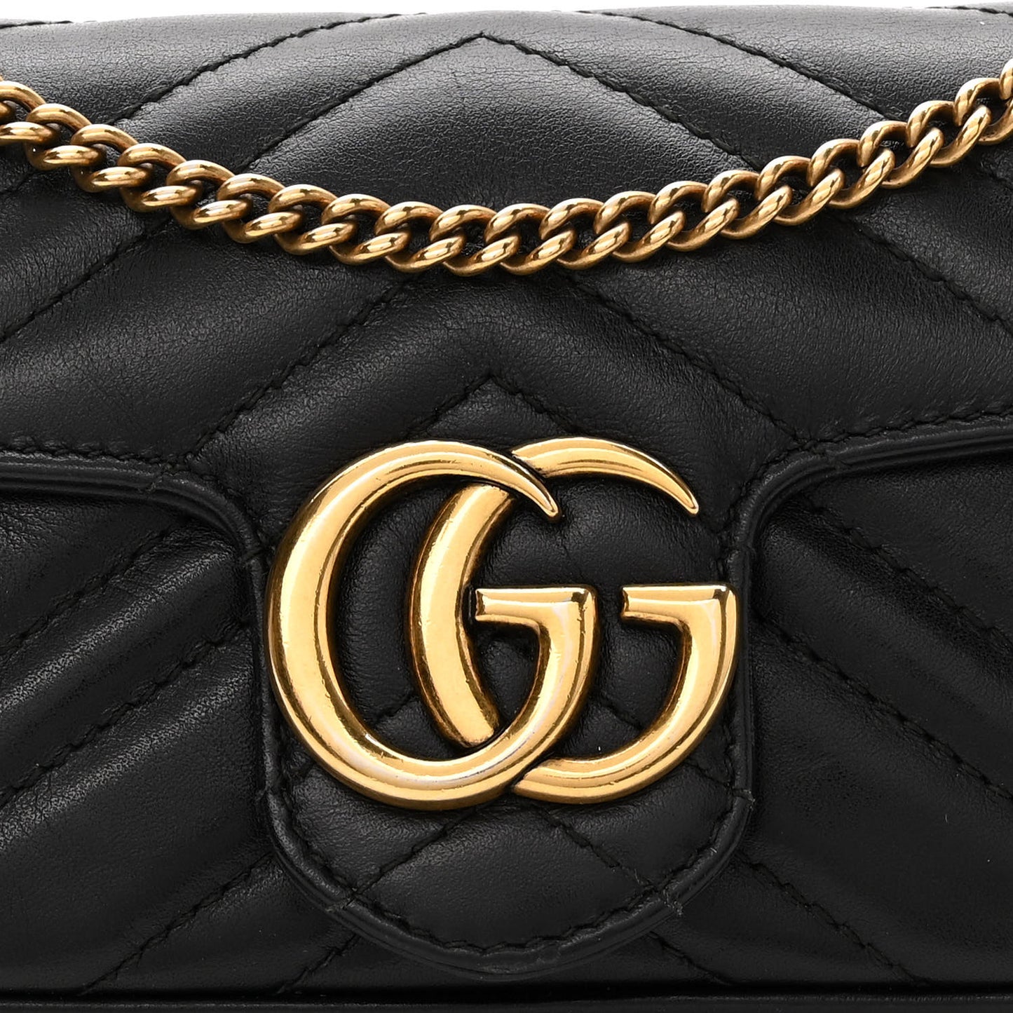 Calfskin Matelasse Super Mini GG Marmont Shoulder Bag Black