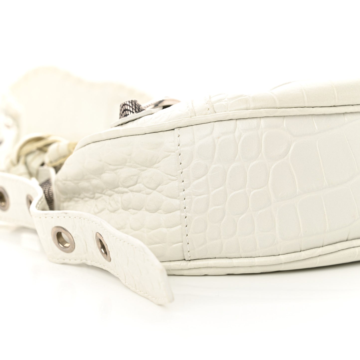 Extra Supple Calfskin Crocodile Embossed Le Cagole Shoulder Bag XS Optic White