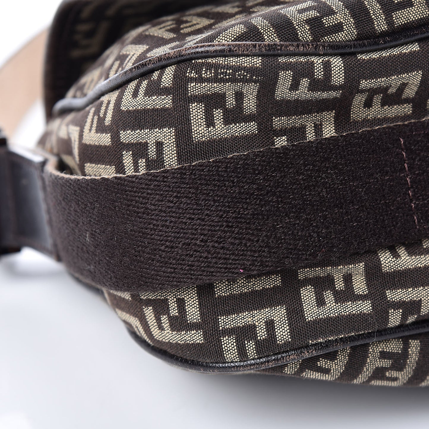 Zucchino Vitello Flap Messenger Satchel Testa di Moro Beige