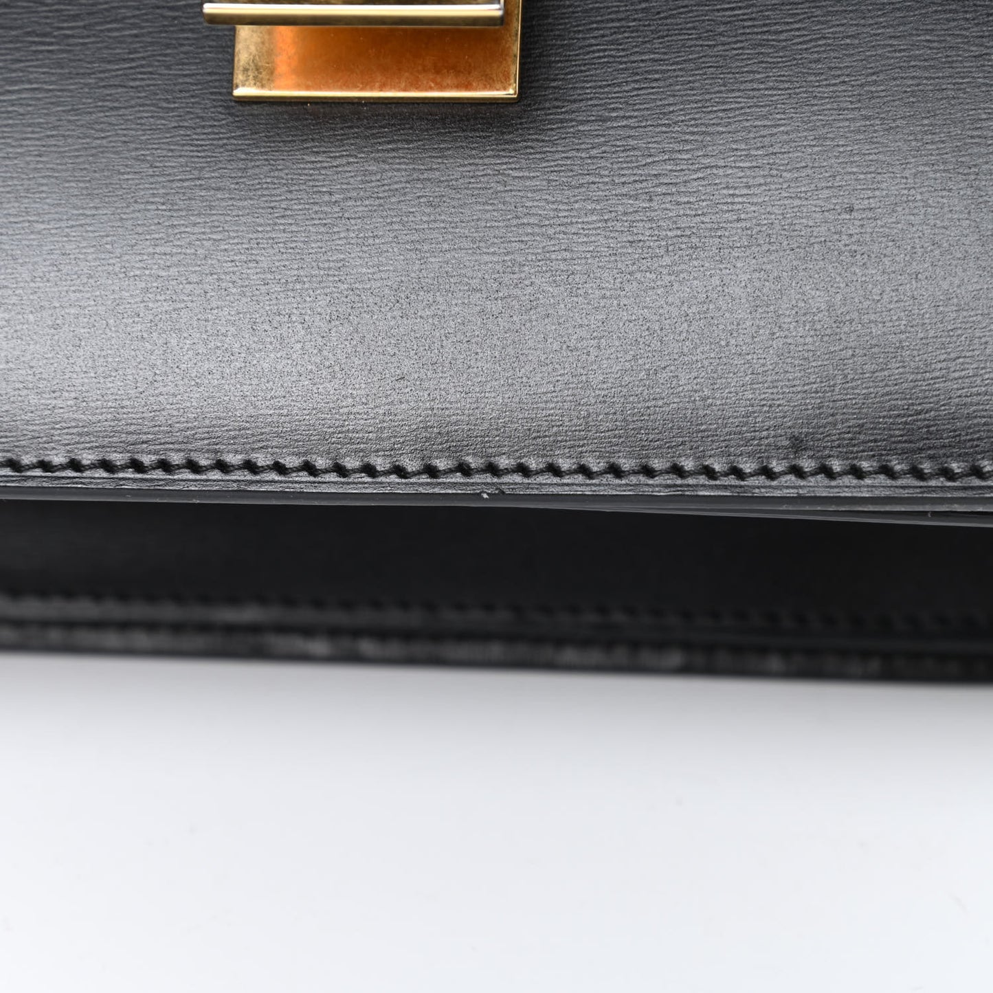 Box Calfskin Medium Classic Box Flap Bag Black