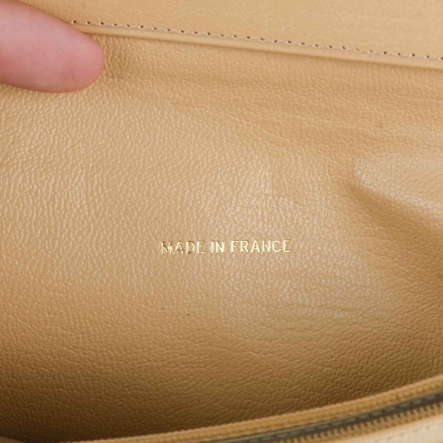 Goatskin CC Yen Wallet Beige