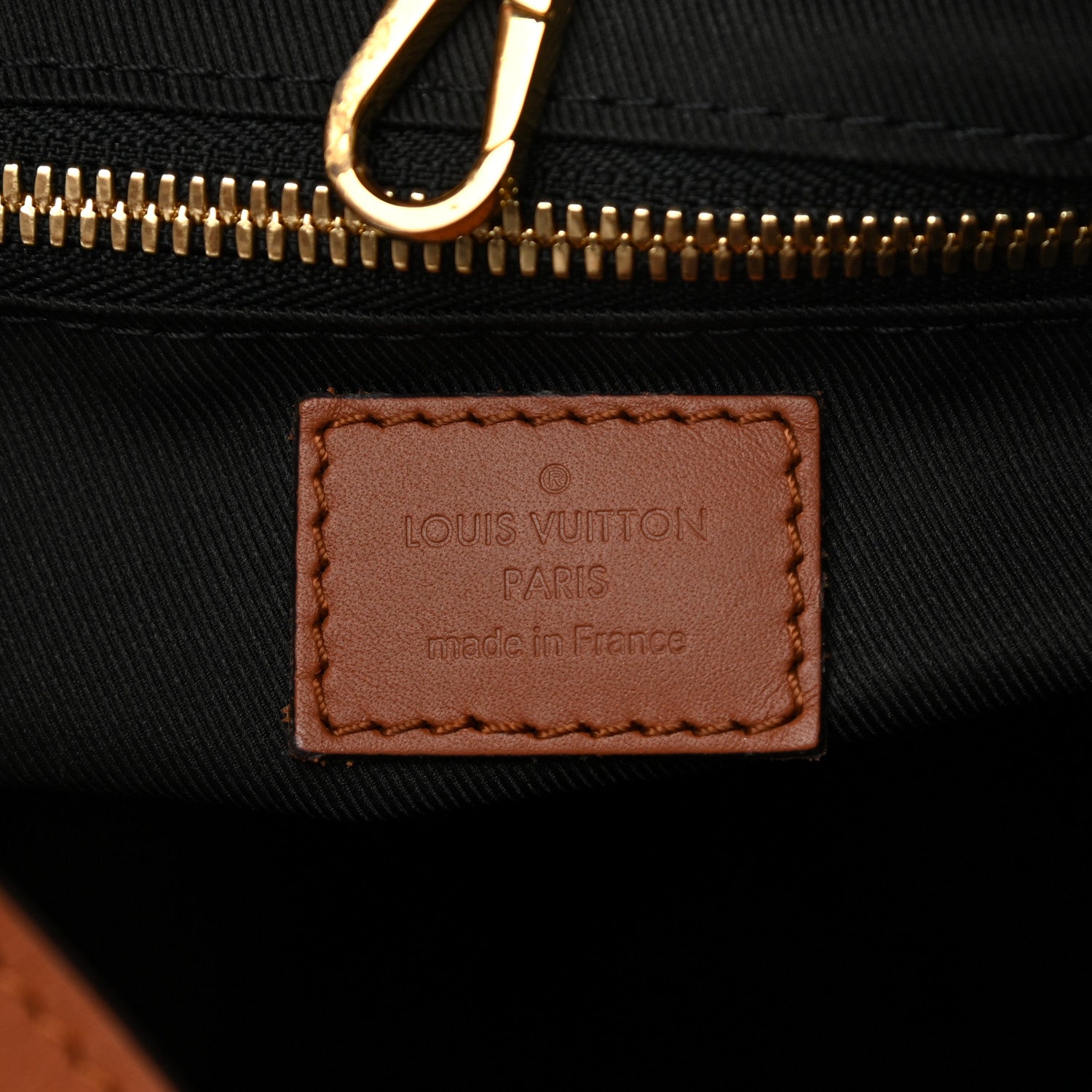 Louis Vuitton Reverse Monogram Dauphine Hobo MM 6 of 12