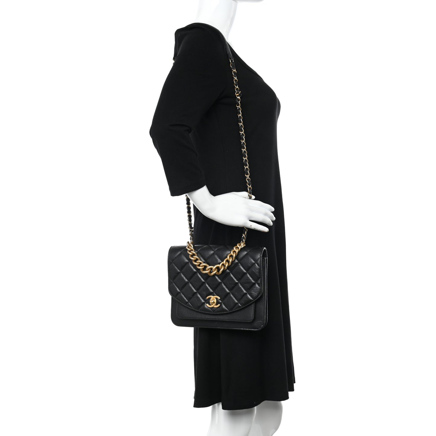 Calfskin Caviar Quilted Chain Handle Flap Black
