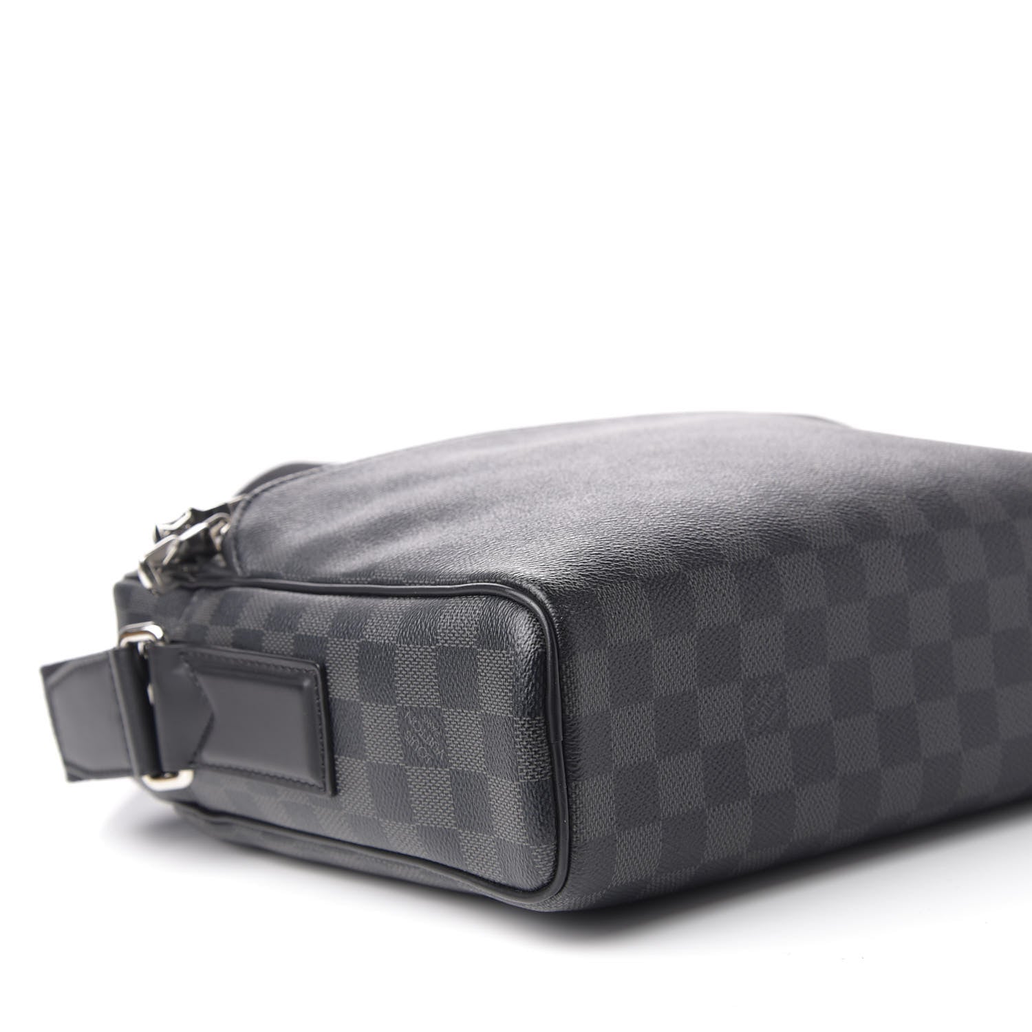 Louis Vuitton Damier Graphite Dayton Reporter MM 7 of 9