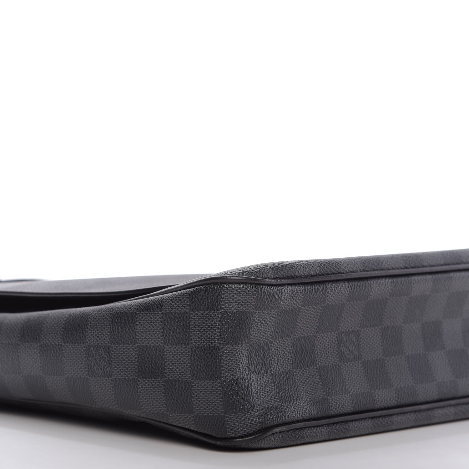 Louis Vuitton Damier Graphite Daniel MM 6 of 9