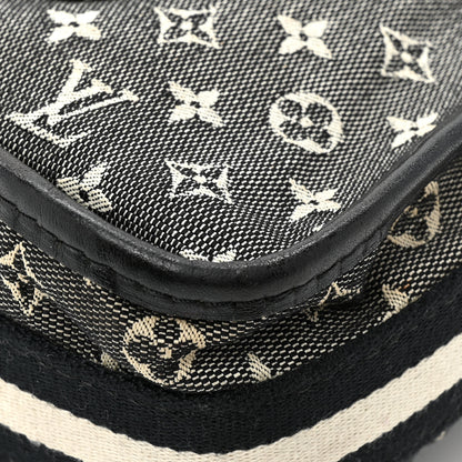 Louis Vuitton Mini Monogram Besace Mary Kate Black 10 of 12