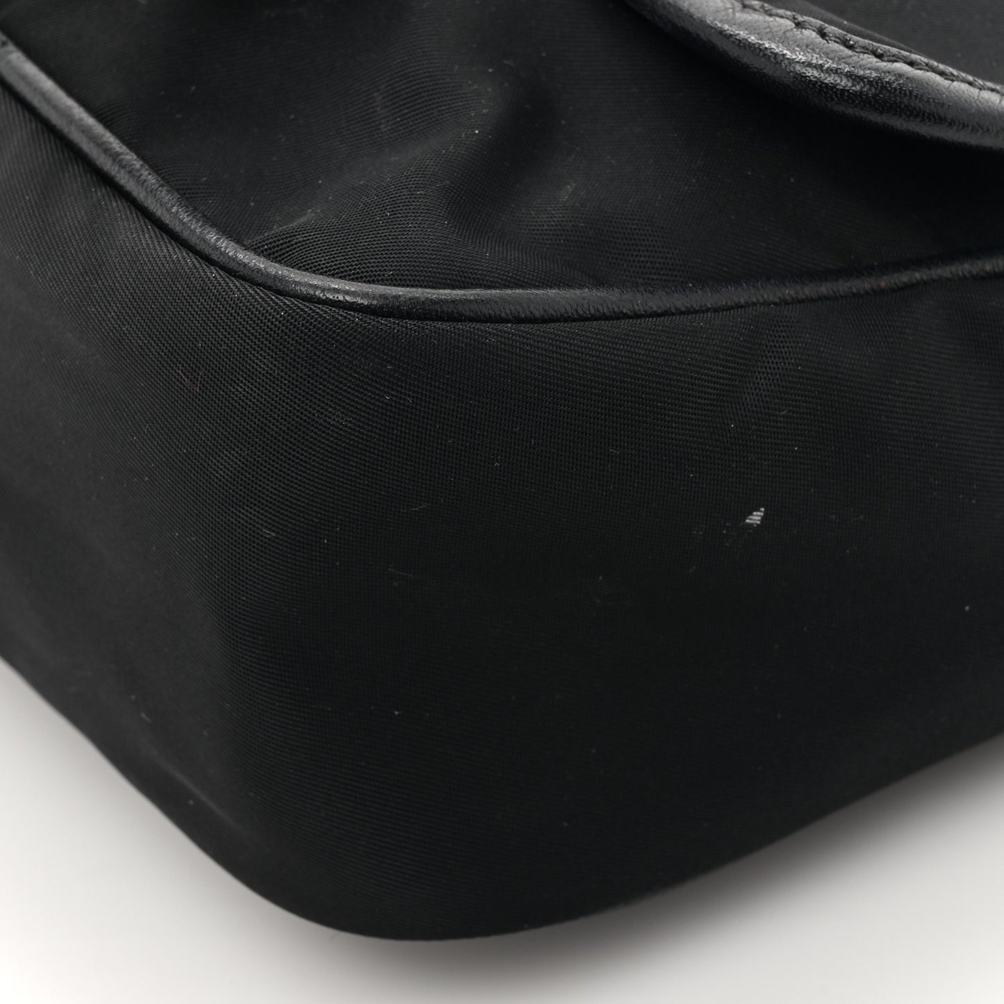 Tessuto Nylon Saffiano Small Messenger Bag Black
