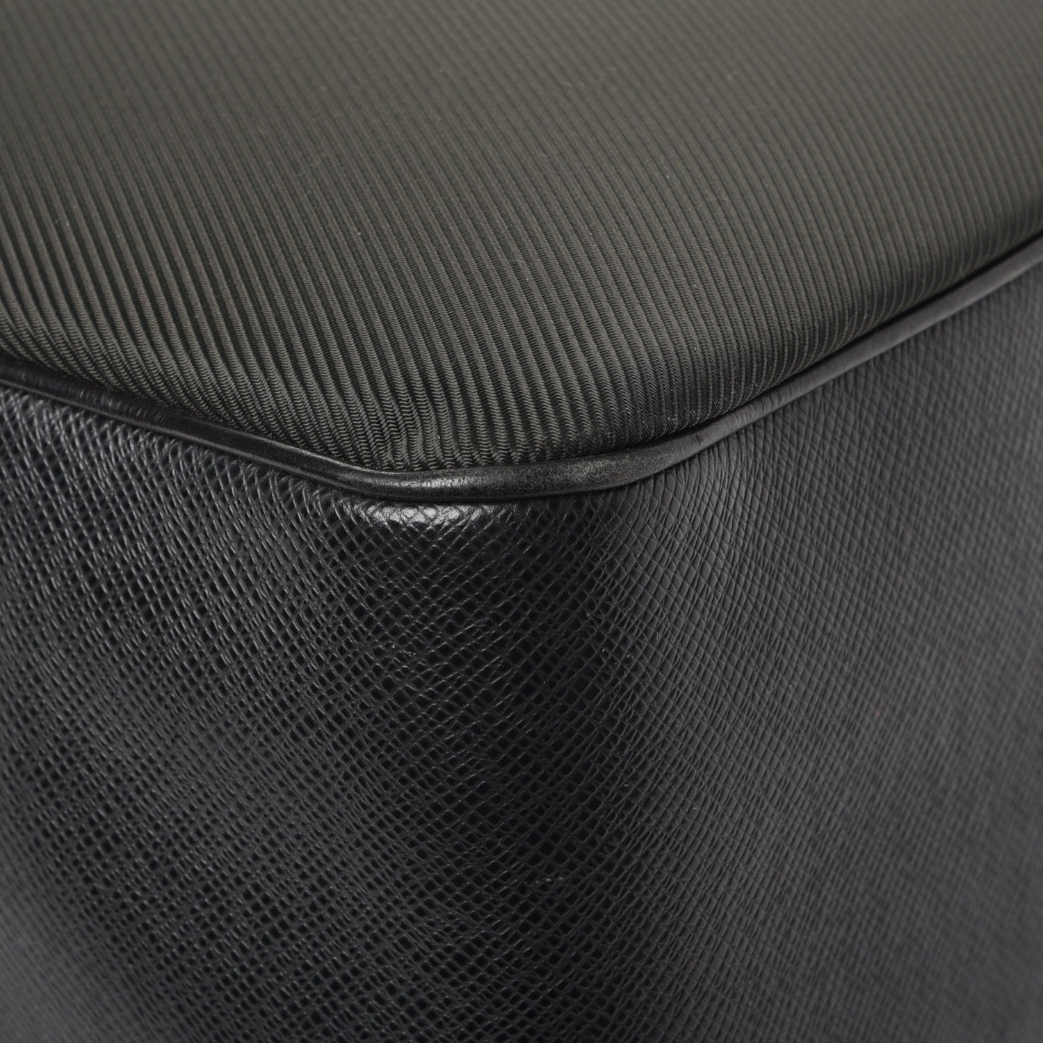 Louis Vuitton Taiga Taimyr Messenger Bag Ardoise 13 of 14