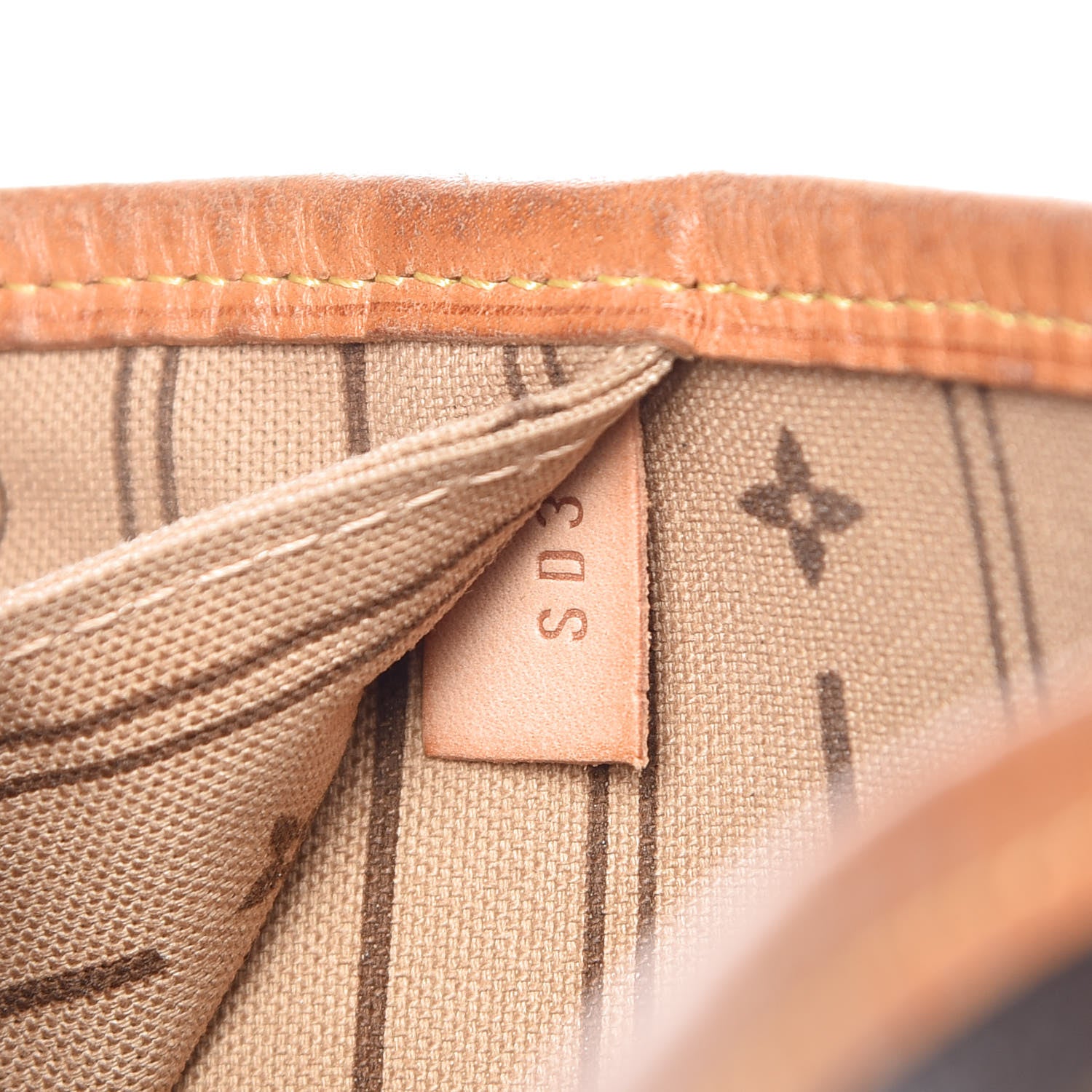 Louis Vuitton Monogram Neverfull MM 9 of 19