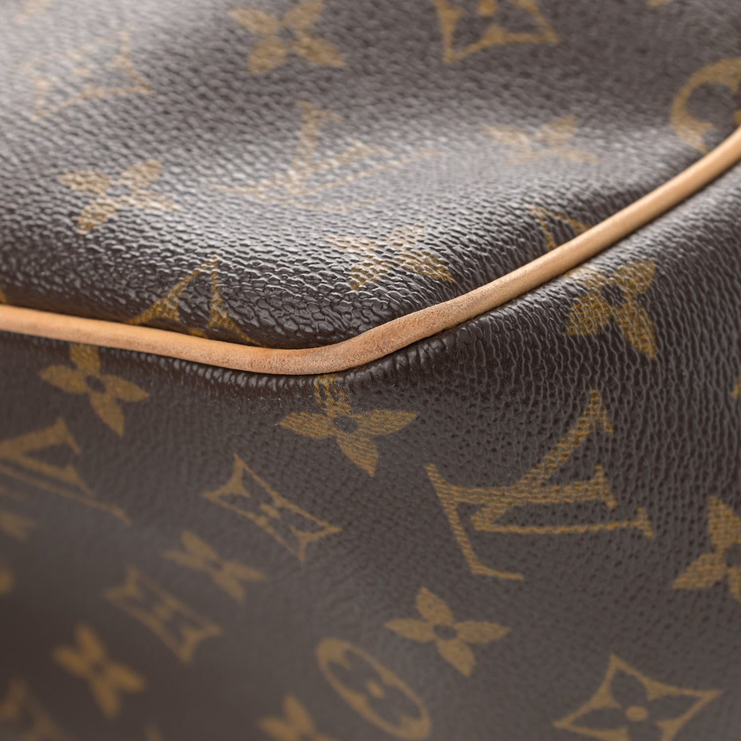 Louis Vuitton Monogram Batignolles Vertical 11 of 19