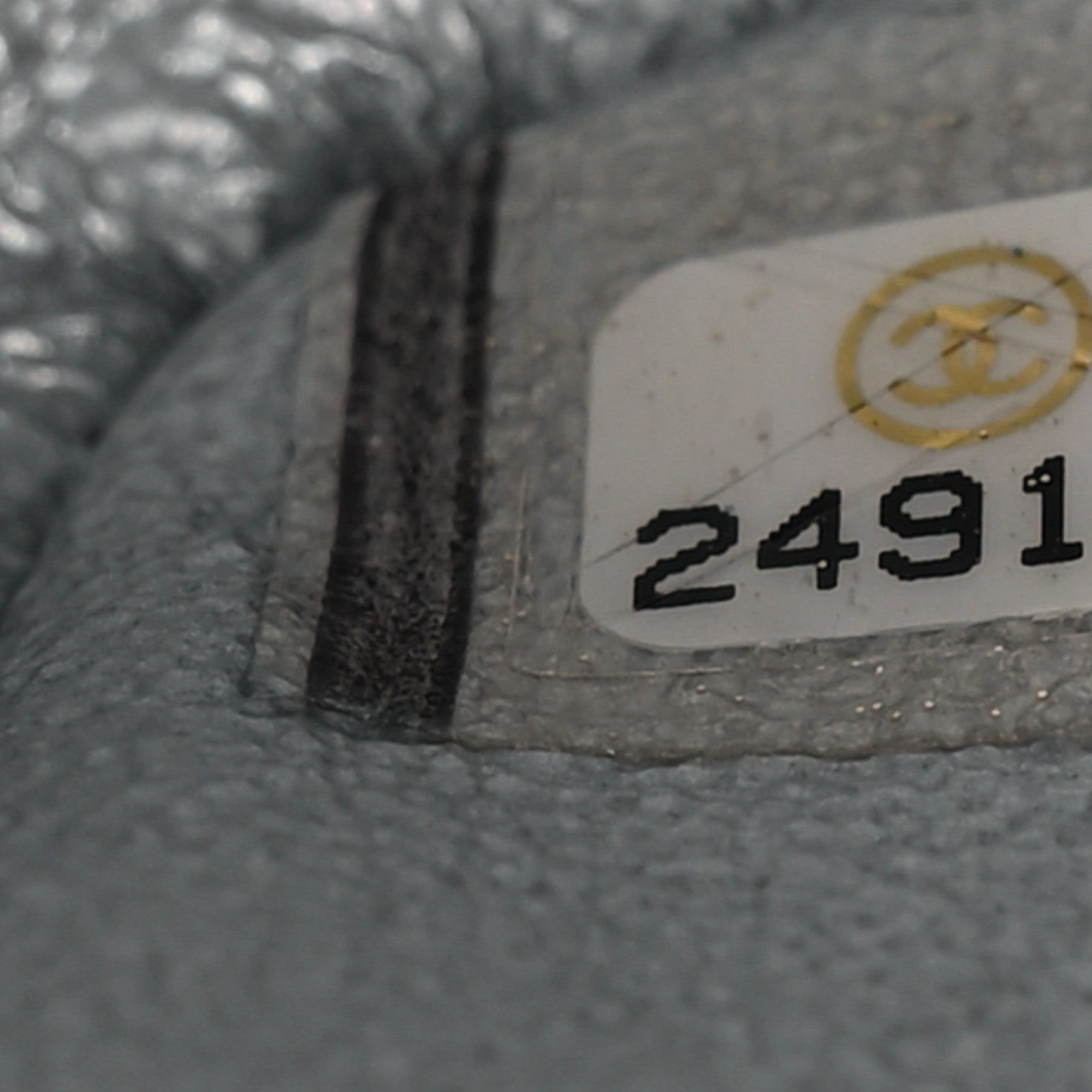 Chanel Metallic Caviar Quilted 2.55 Reissue 226 Flap Silver Black 7 of 10