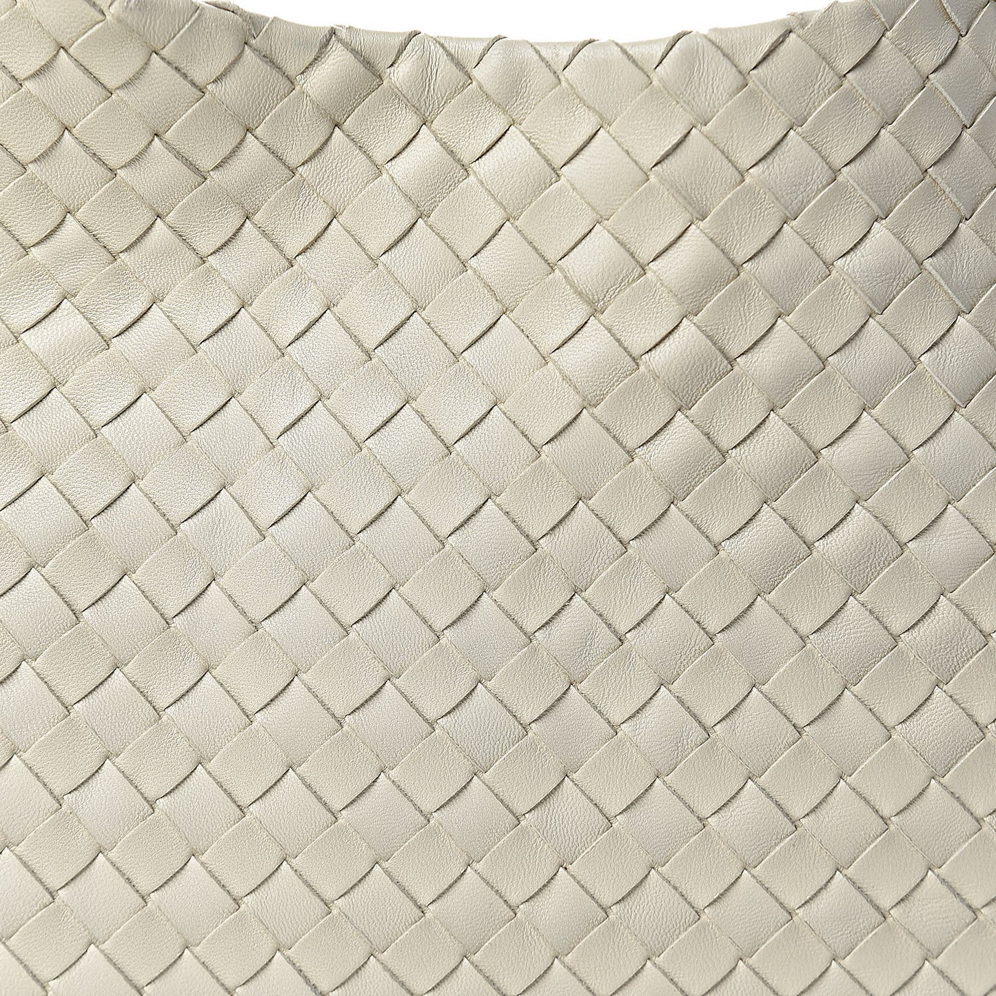 Intrecciato Nappa Medium Campana Hobo Bianca