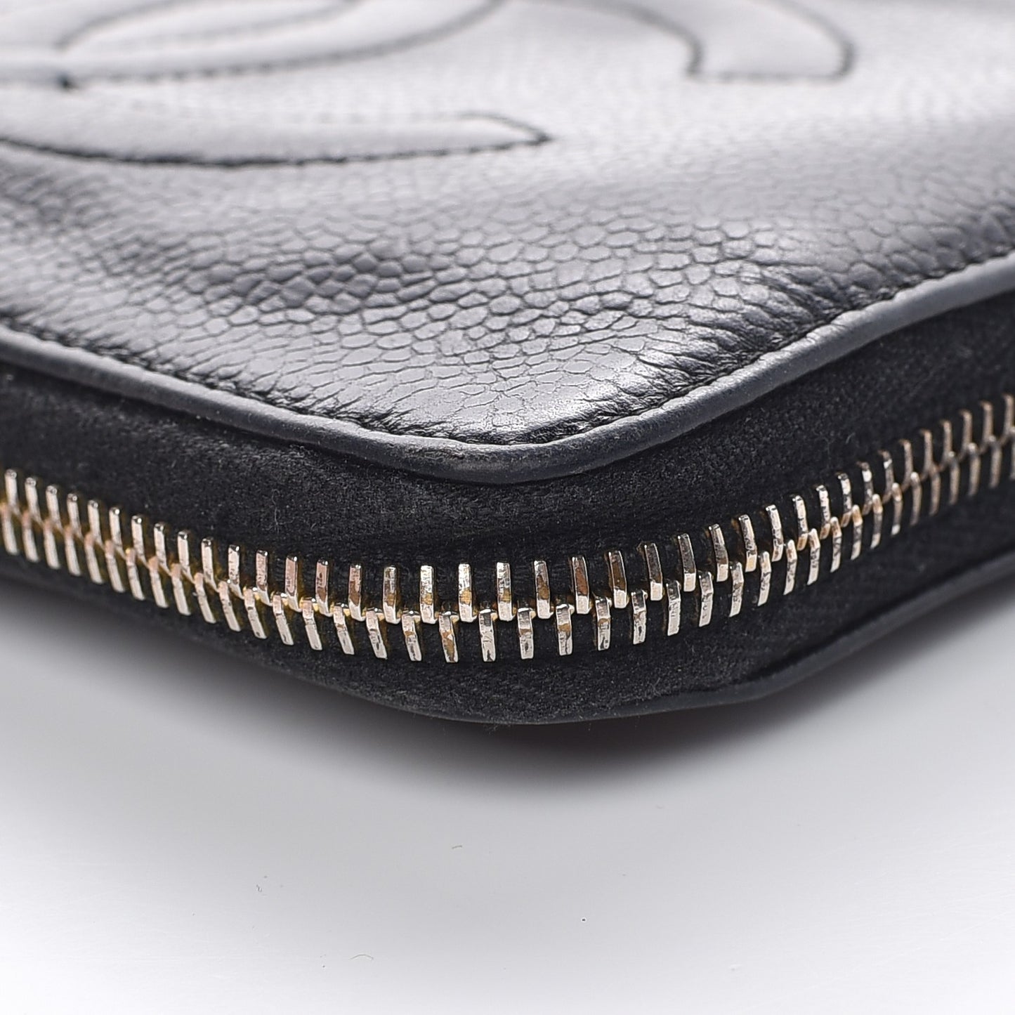 Caviar CC Timeless Large Zip Around Wallet Black