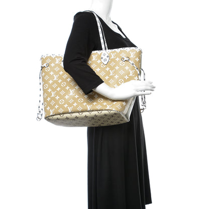 Louis Vuitton Monogram Giant Neverfull MM Kaki 3 of 13