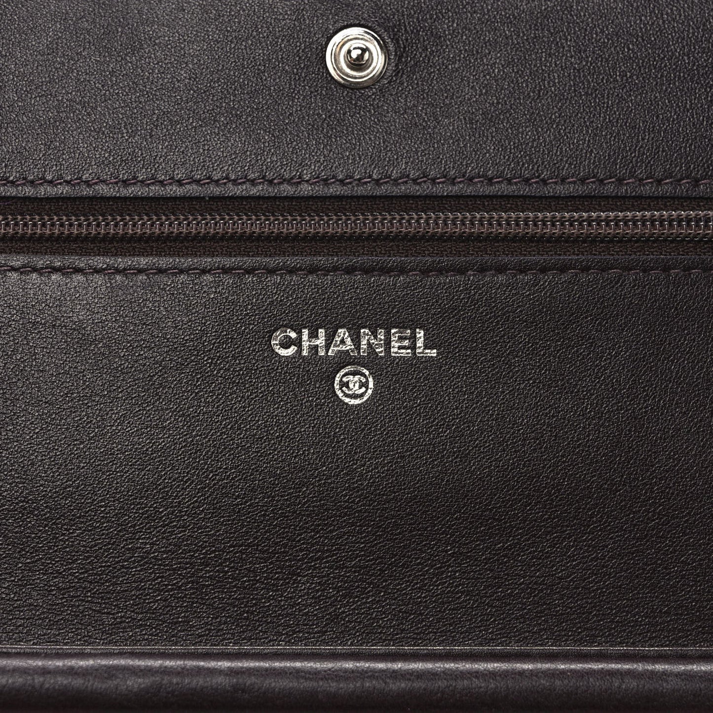 Caviar Sevruga Wallet on Chain WOC Plum