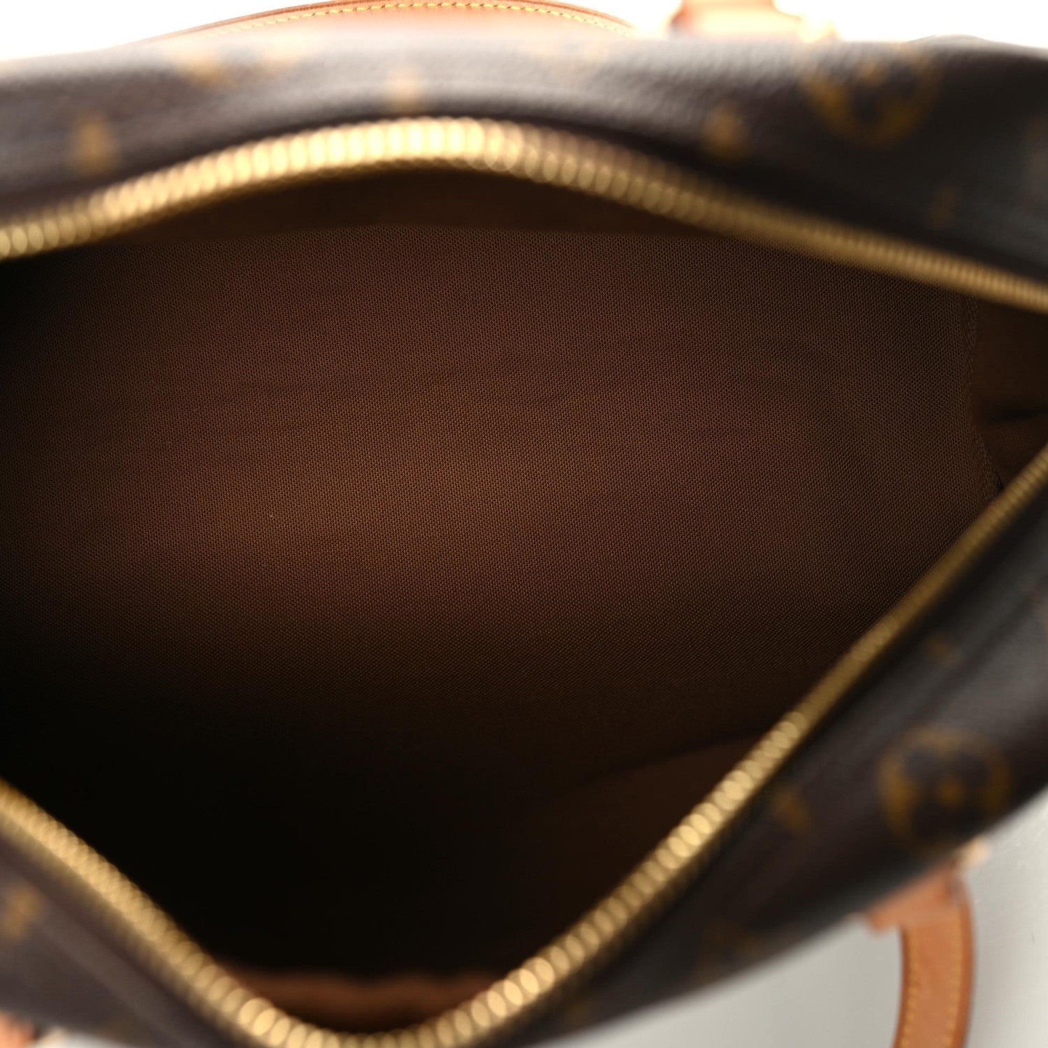 Louis Vuitton Monogram Montorgueil PM 5 of 10