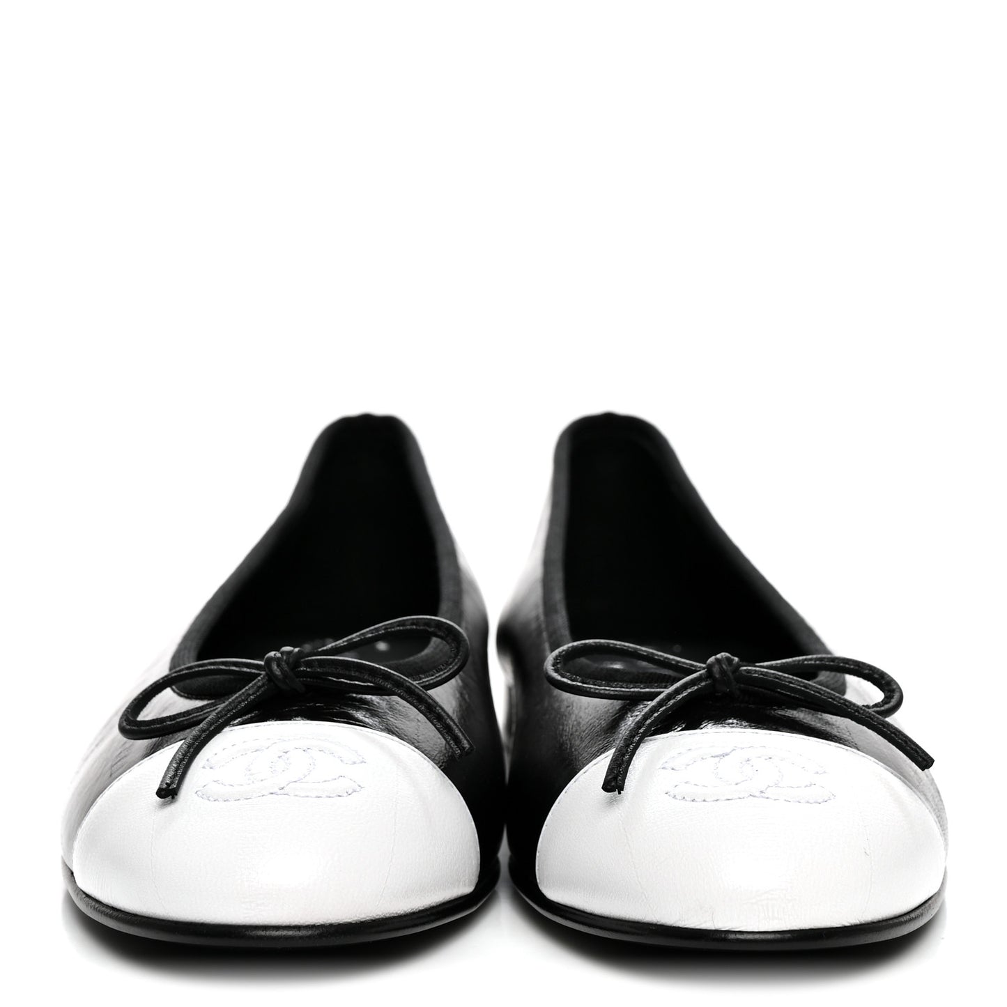 Crumpled Shiny Lambskin Cap Toe CC Ballerina Flats 38 Black White