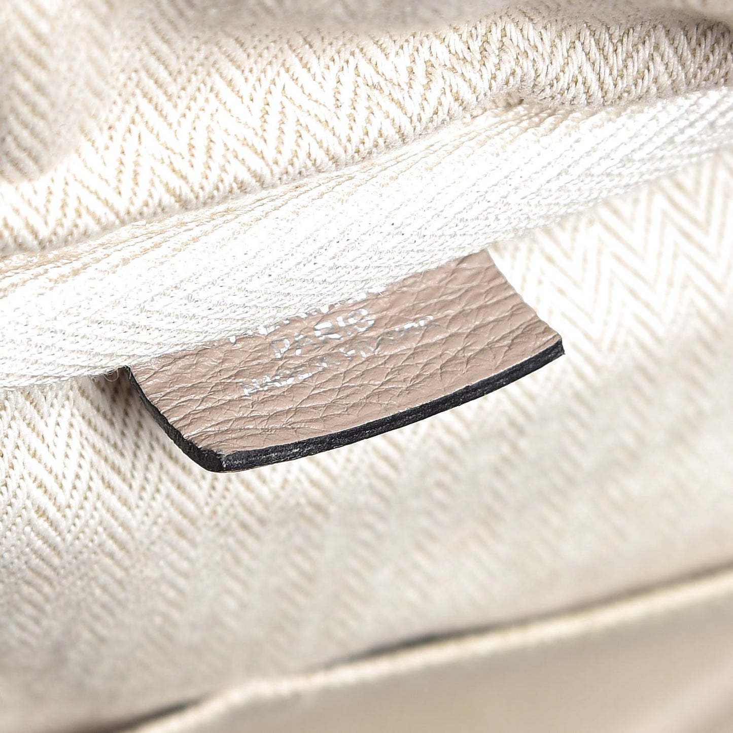 Taurillon Clemence Victoria II 35 Gris Tourterelle