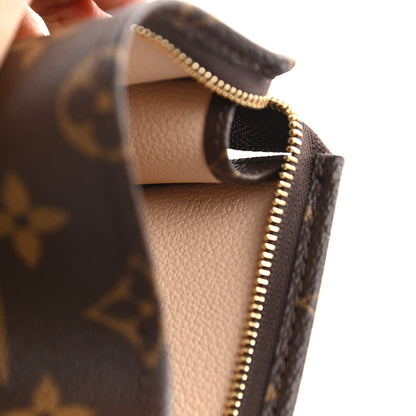 Louis Vuitton Monogram Toiletry Pouch 15 7 of 9