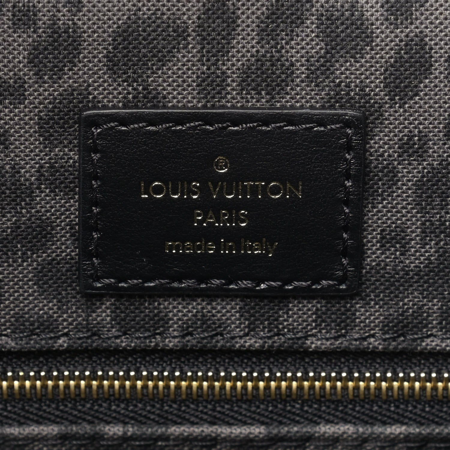 Louis Vuitton Monogram Giant Wild At Heart Onthego GM Arizona 6 of 8