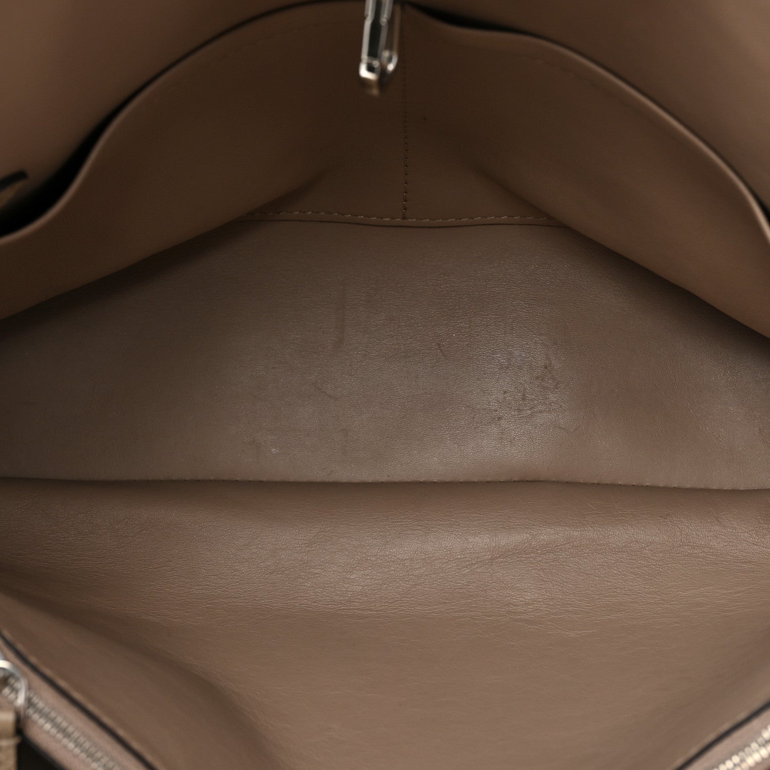 Louis Vuitton Veau Nuage Milla MM Tourterelle 4 of 22