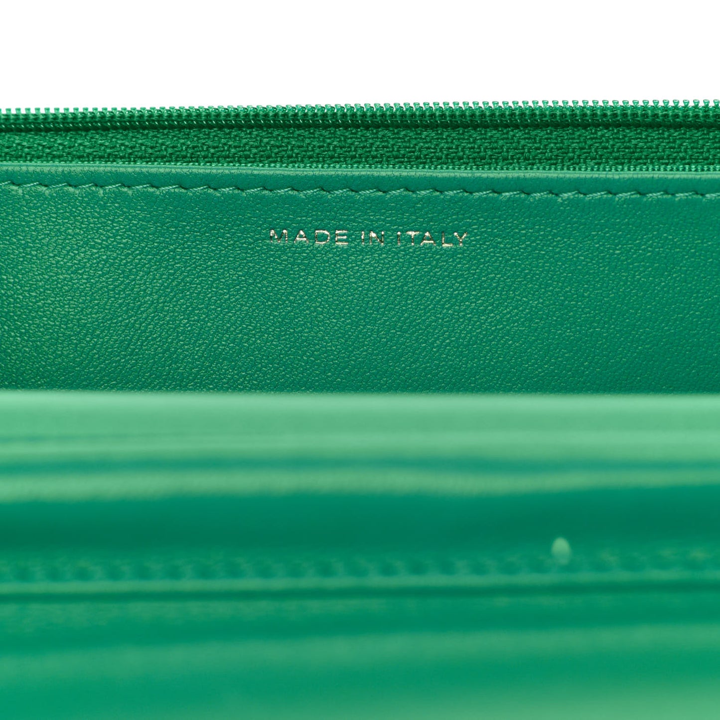 Lambskin Quilted Wallet On Chain WOC Green