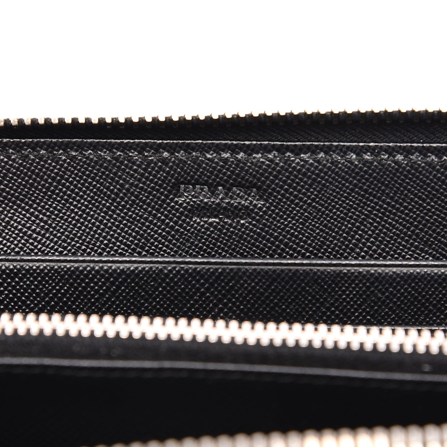 Saffiano Zip Around Wallet Nero Black