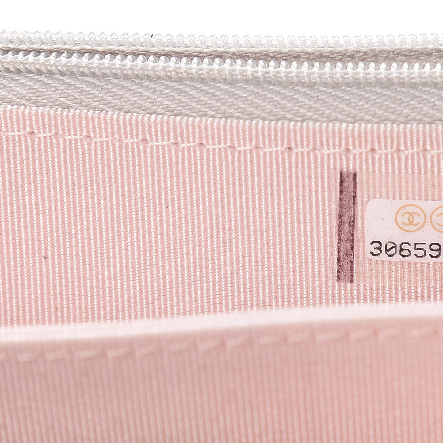 Iridescent Lambskin Quilted Mini Wallet On Chain WOC Ivory