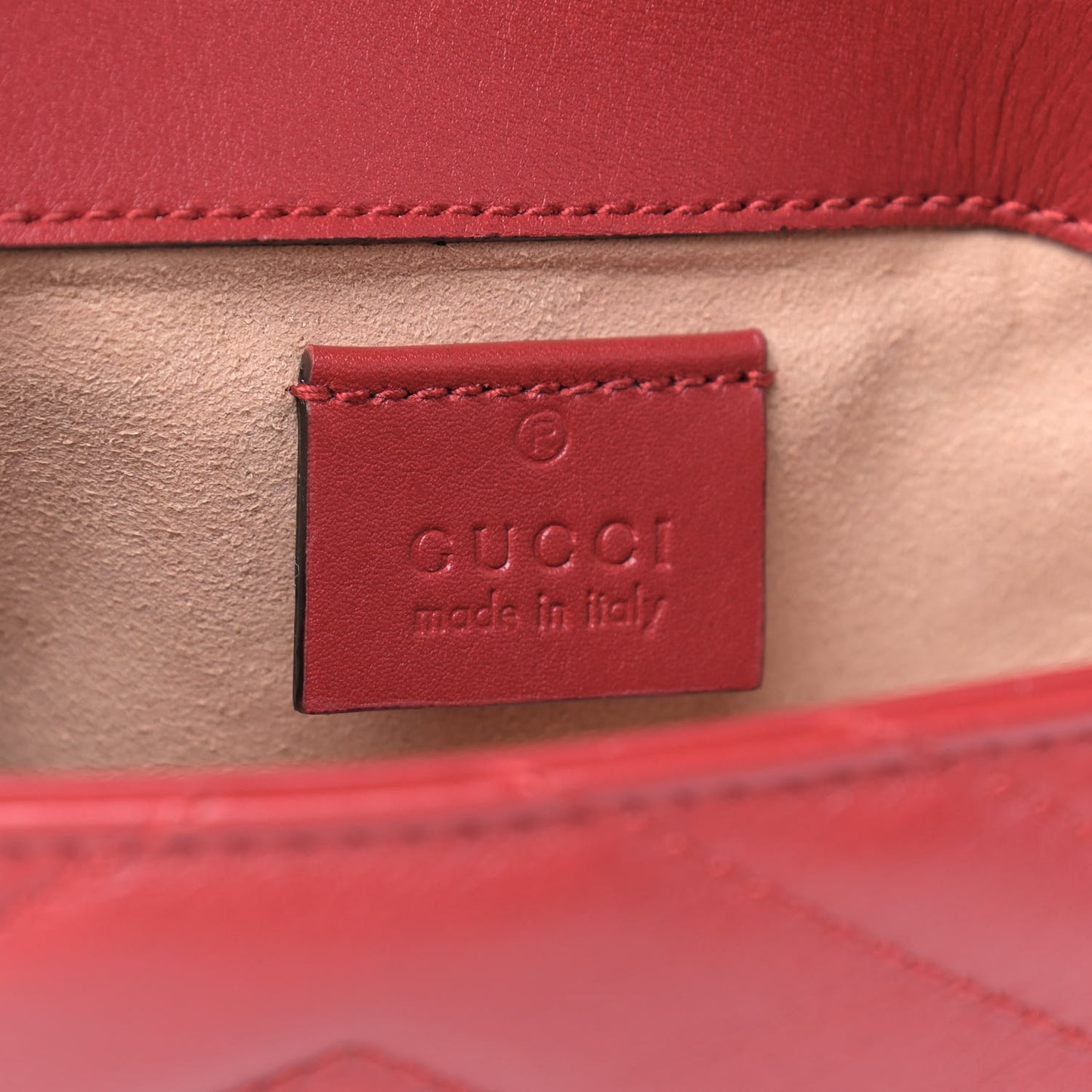 Calfskin Matelasse Super Mini GG Marmont Shoulder Bag Hibiscus Red