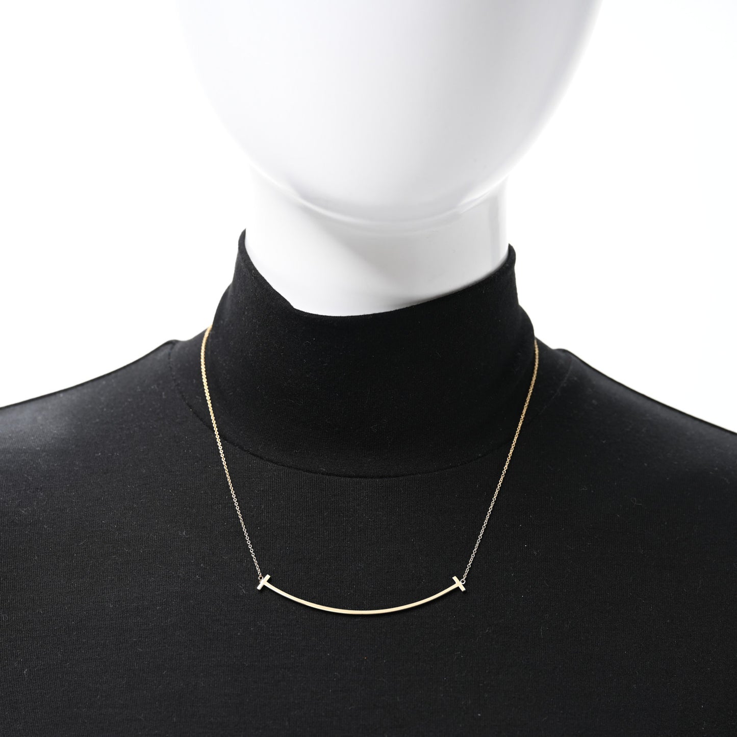 18K Yellow Gold Large T Smile Pendant Necklace