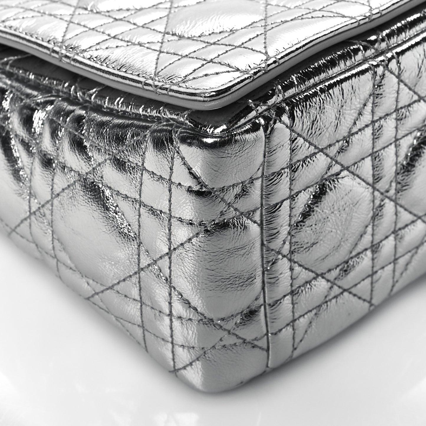 Metallic Calfskin Cannage Medium Caro Bag Argent