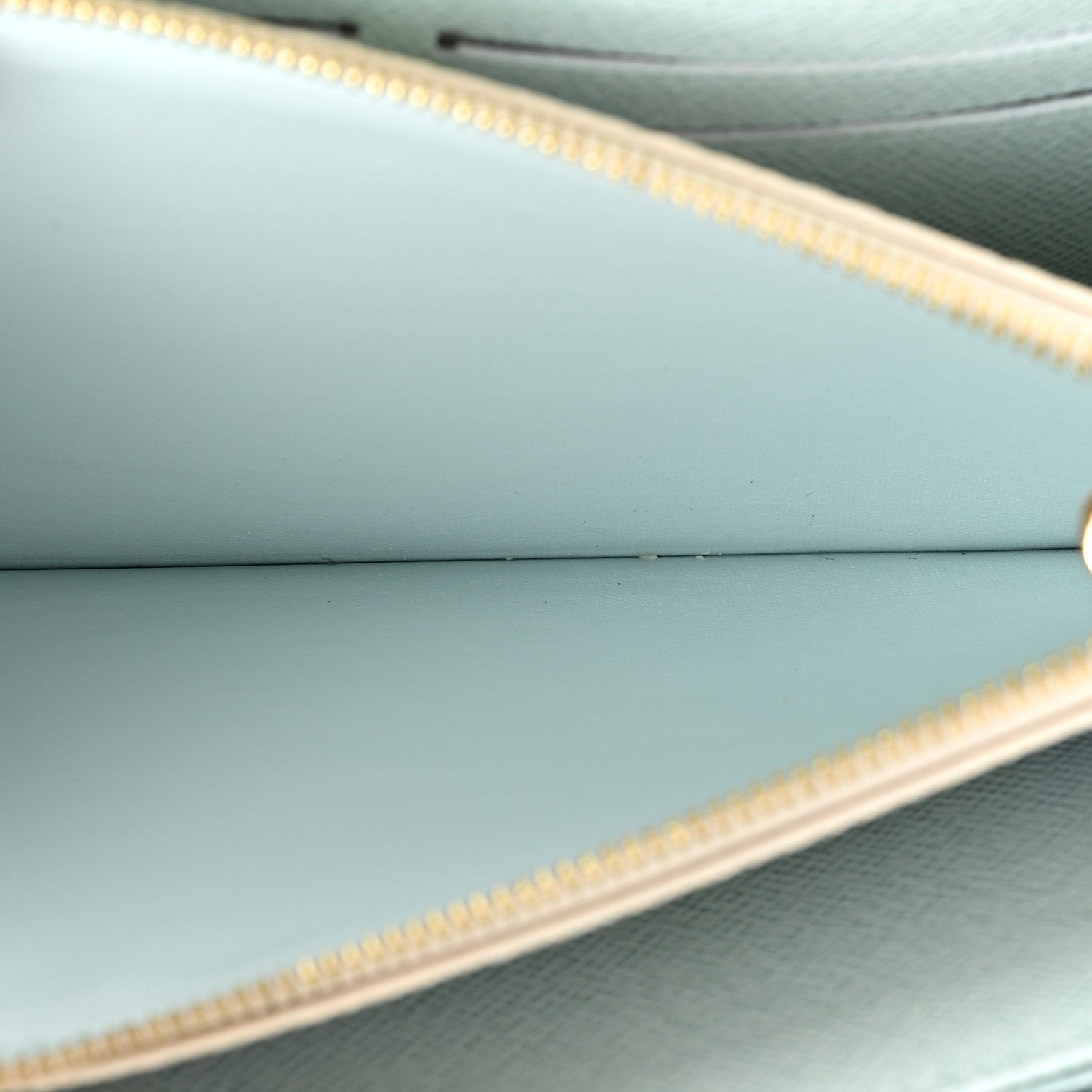 Louis Vuitton Damierlicious Zippy Wallet Pistachio Green 7 of 14