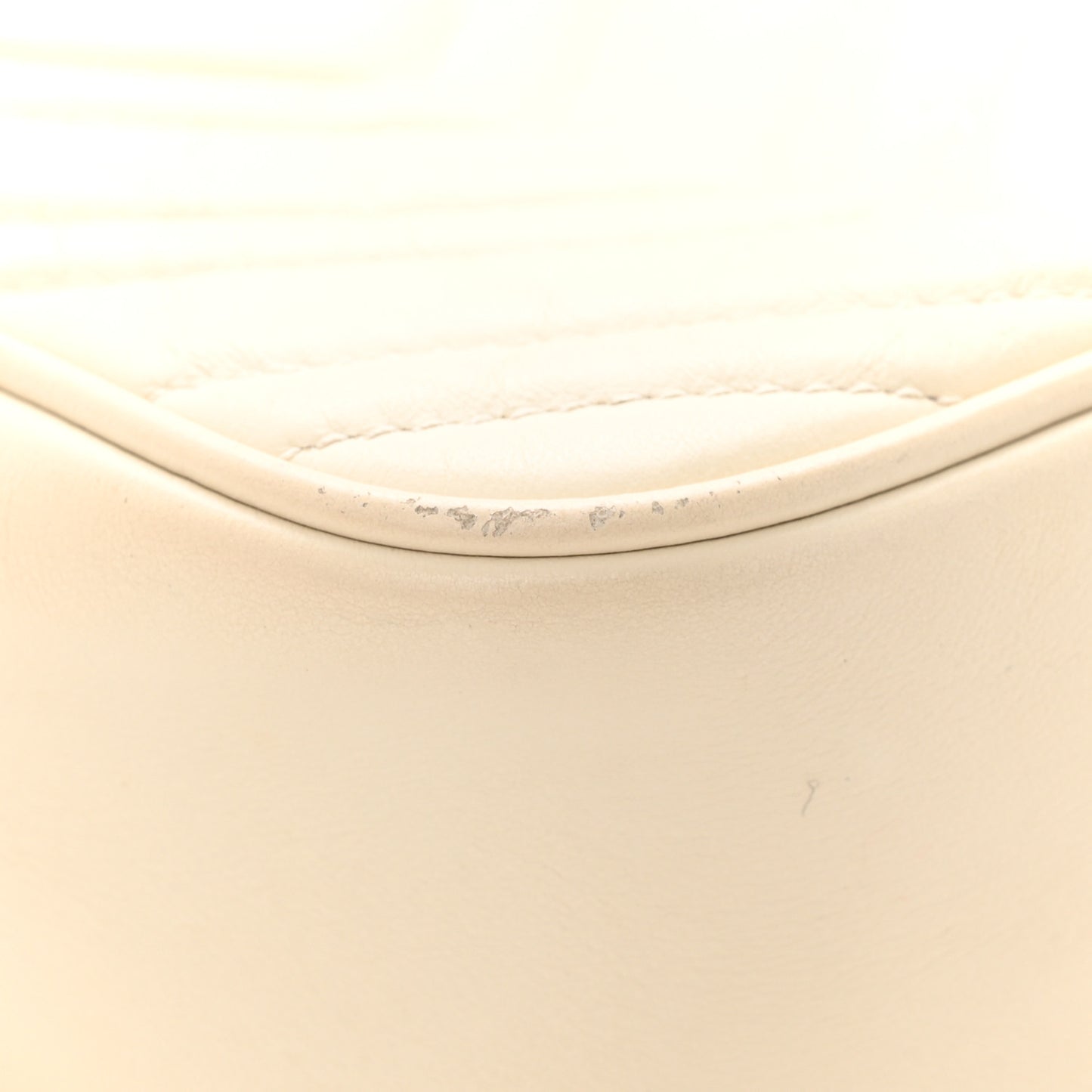 Calfskin Matelasse Small GG Marmont Chain Shoulder Bag White