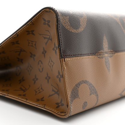 Louis Vuitton Reverse Monogram Giant Onthego MM 8 of 13