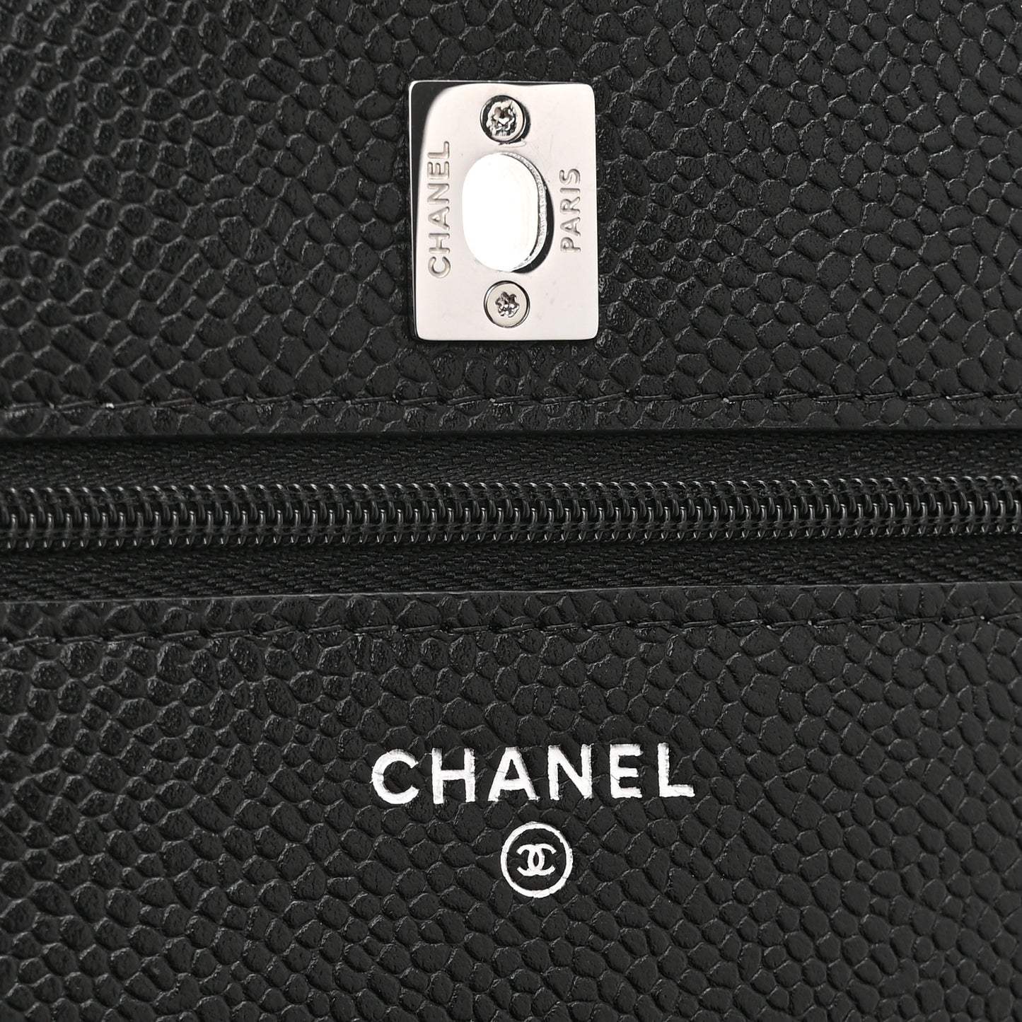 Caviar Quilted CC Turnlock Wallet On Chain WOC Black