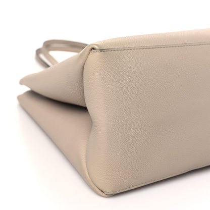 Louis Vuitton Grained Calfskin Lockme Shopper Greige 8 of 16