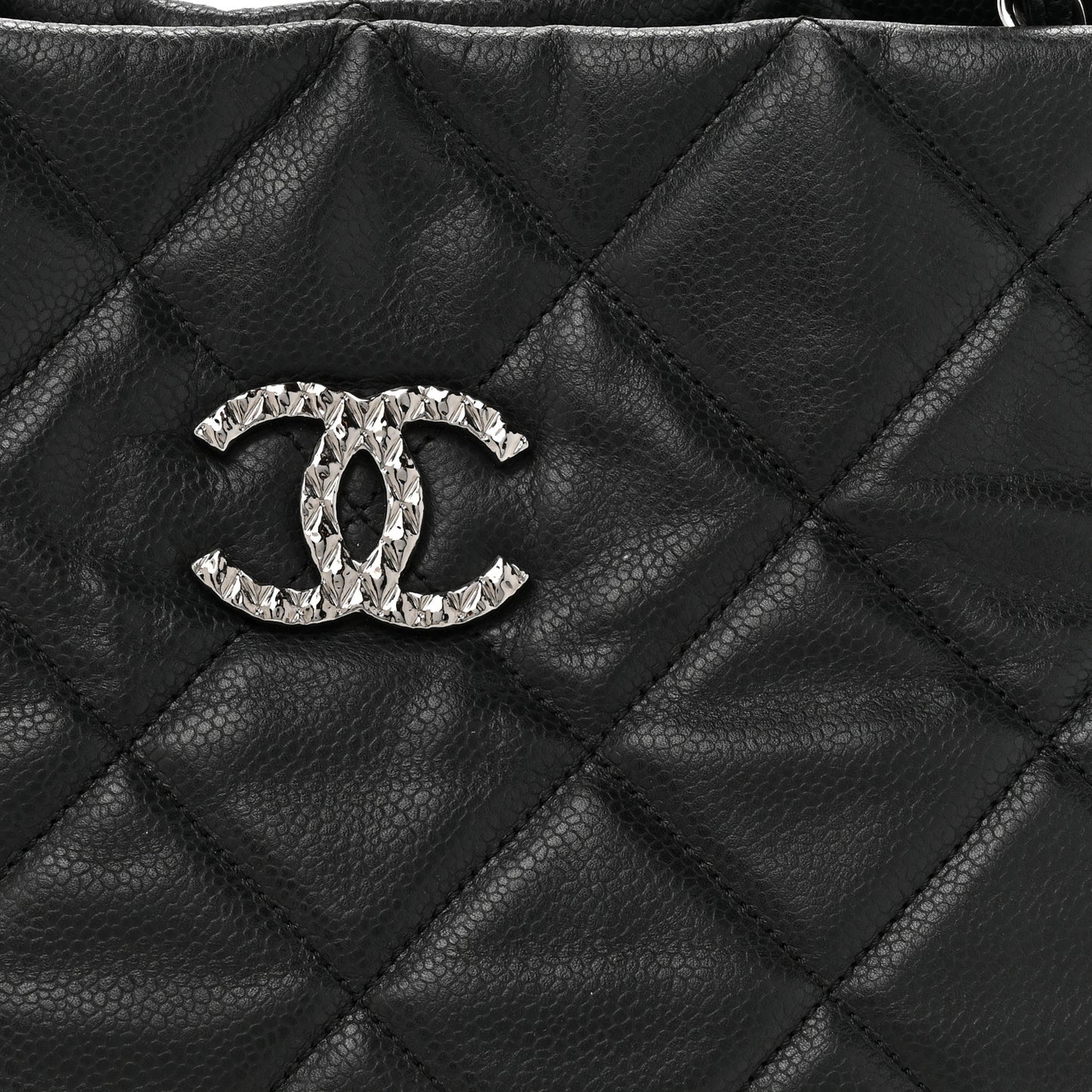 Soft Caviar Quilted Large Cells Tote Black