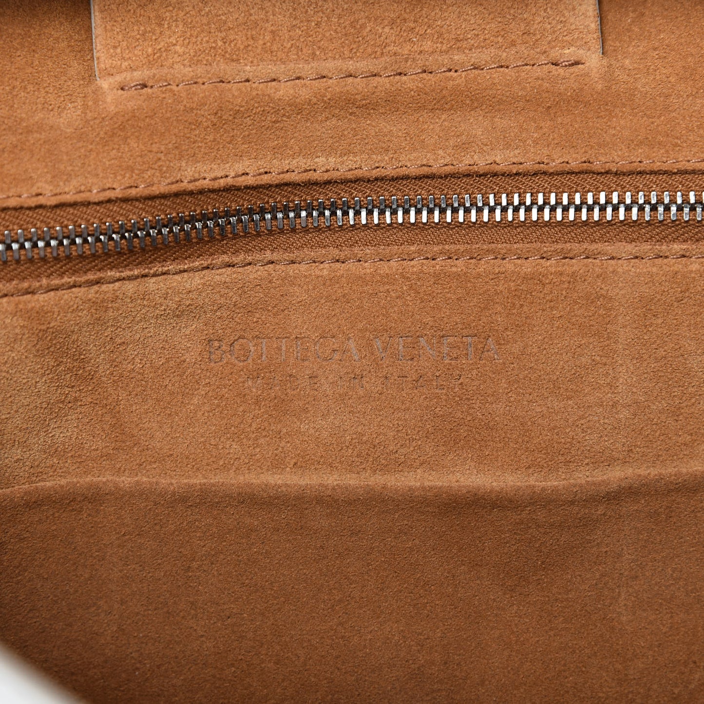 French Calfskin Maxi Intrecciato Small Arco Bianco