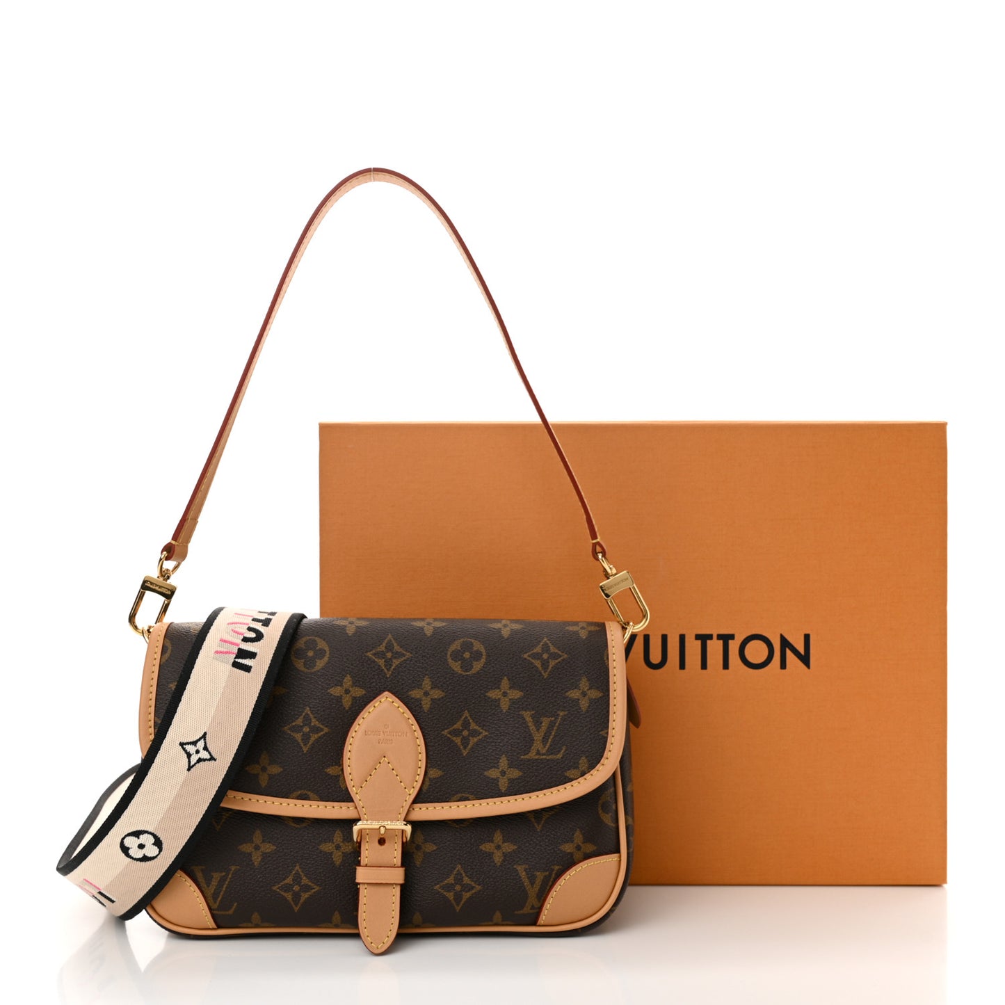 Monogram Diane Black
