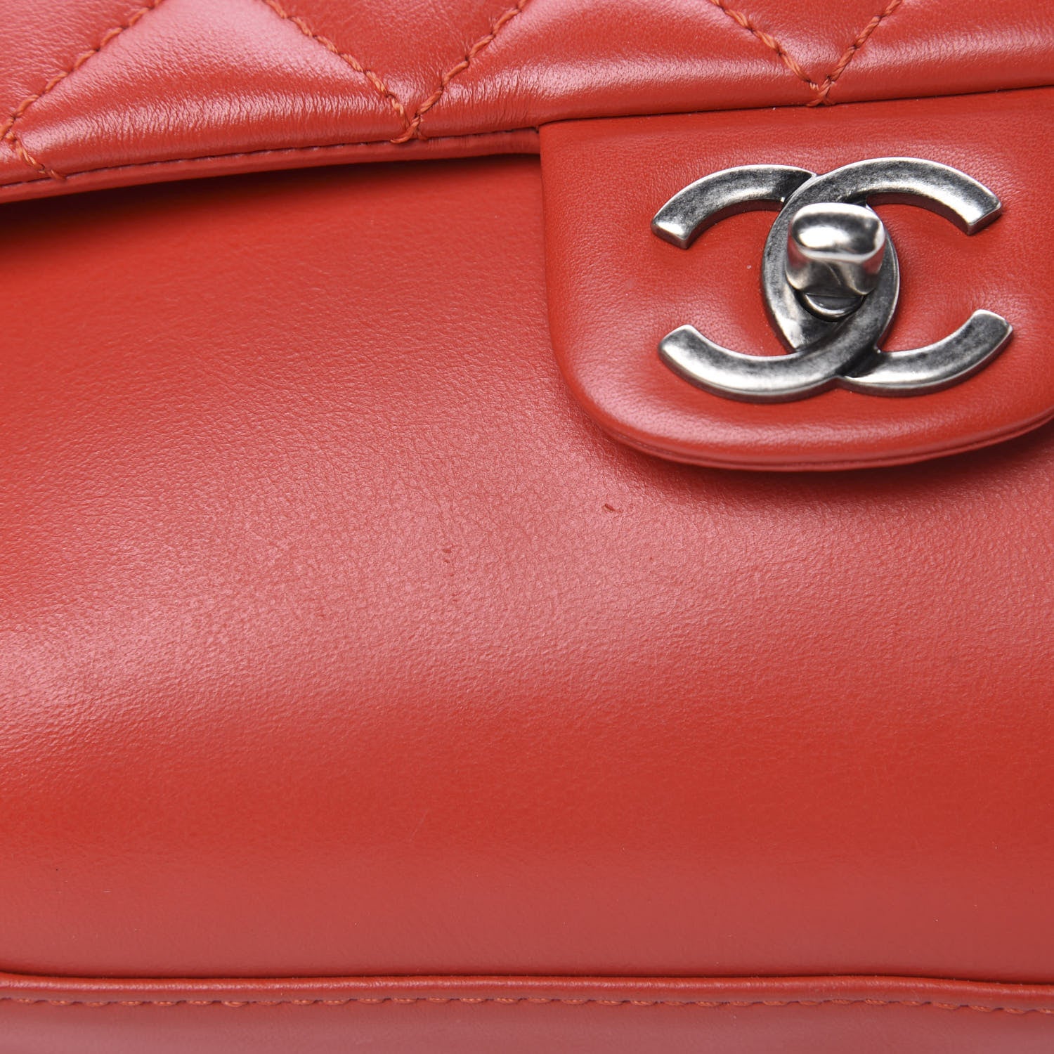 Chanel Calfskin Quilted Medium Rock My Shoulder Flap Red 10 of 10
