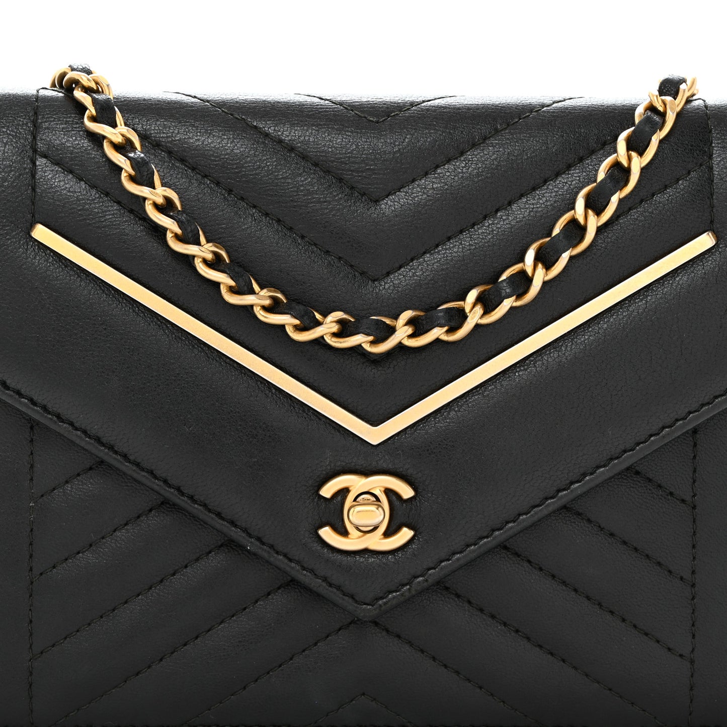 Lambskin Reversed Chevron Quilted Flap Black