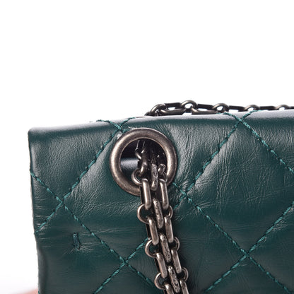 Chanel Aged Calfskin Quilted 2.55 Reissue 226 Flap Green 10 of 13