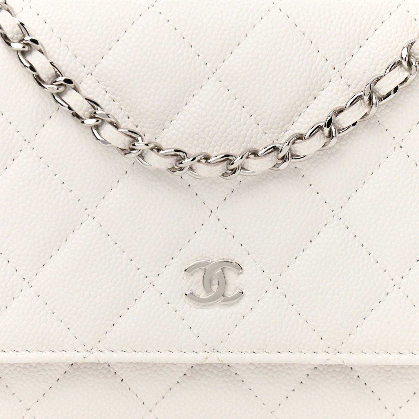 Caviar Quilted Wallet On Chain WOC White